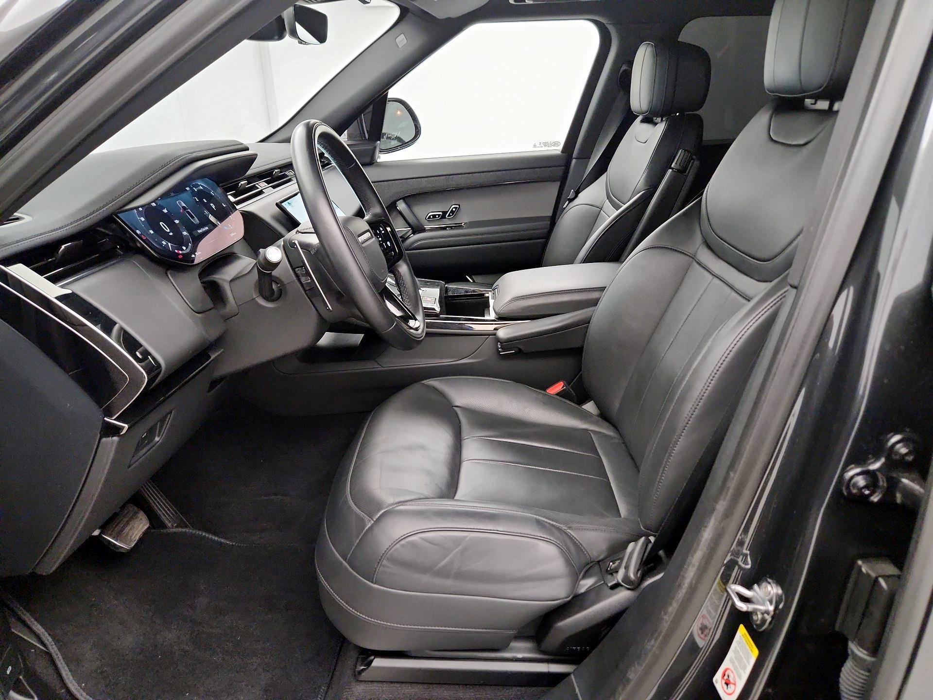 Thumbnail: 2025 Land Rover Range Rover Sport - 11