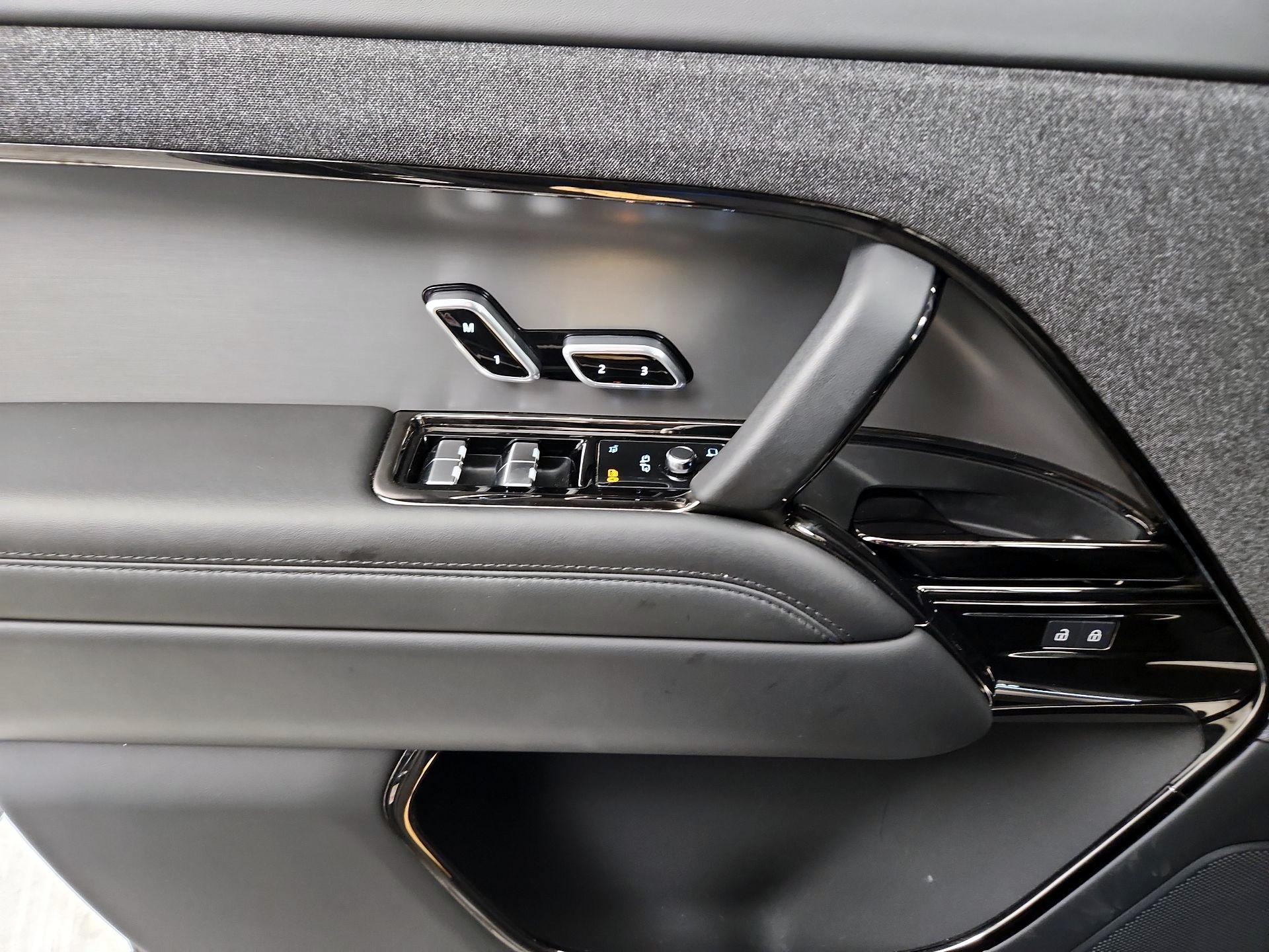 Thumbnail: 2025 Land Rover Range Rover Sport - 12