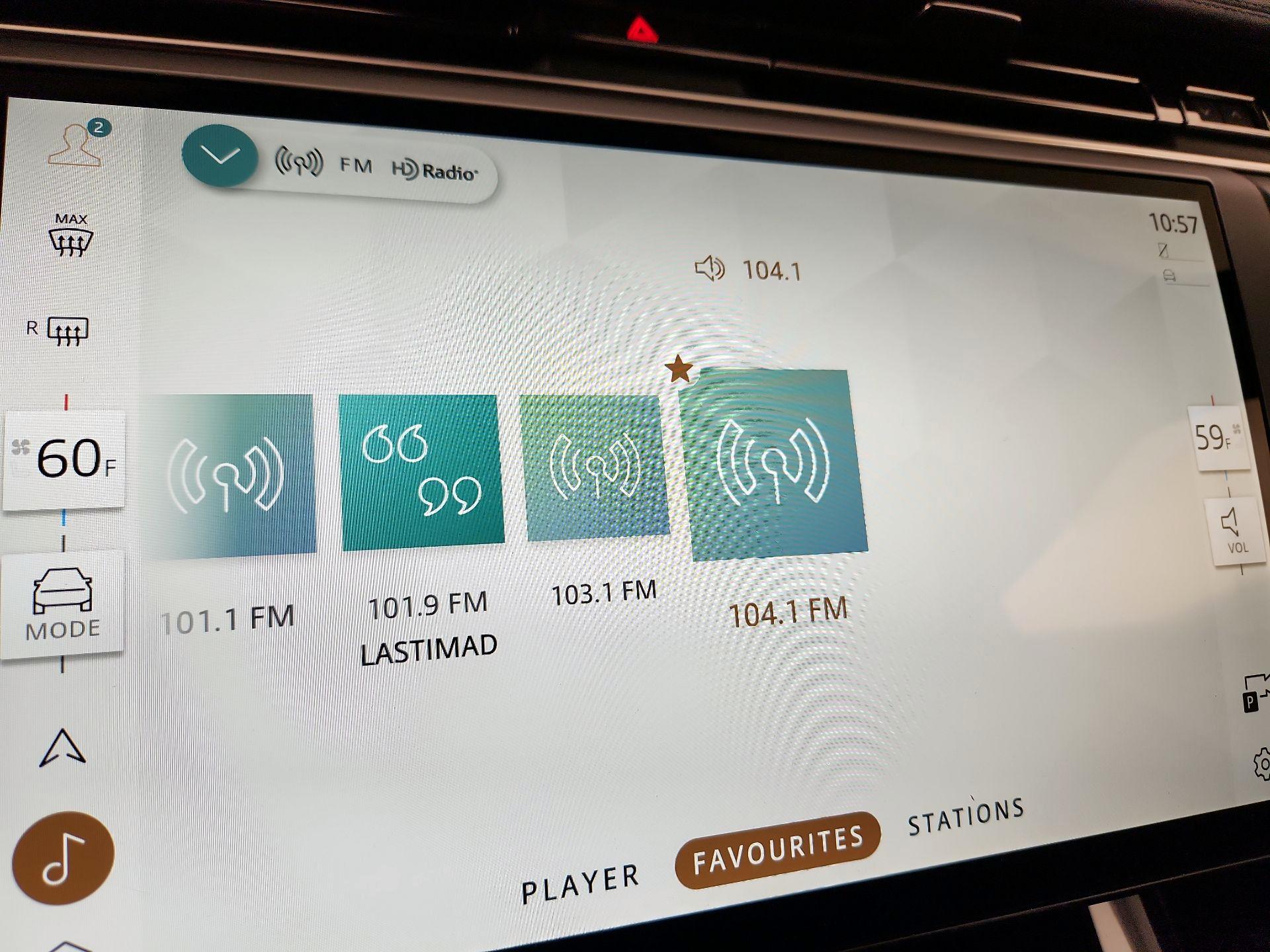 Thumbnail: 2025 Land Rover Range Rover Sport - 16