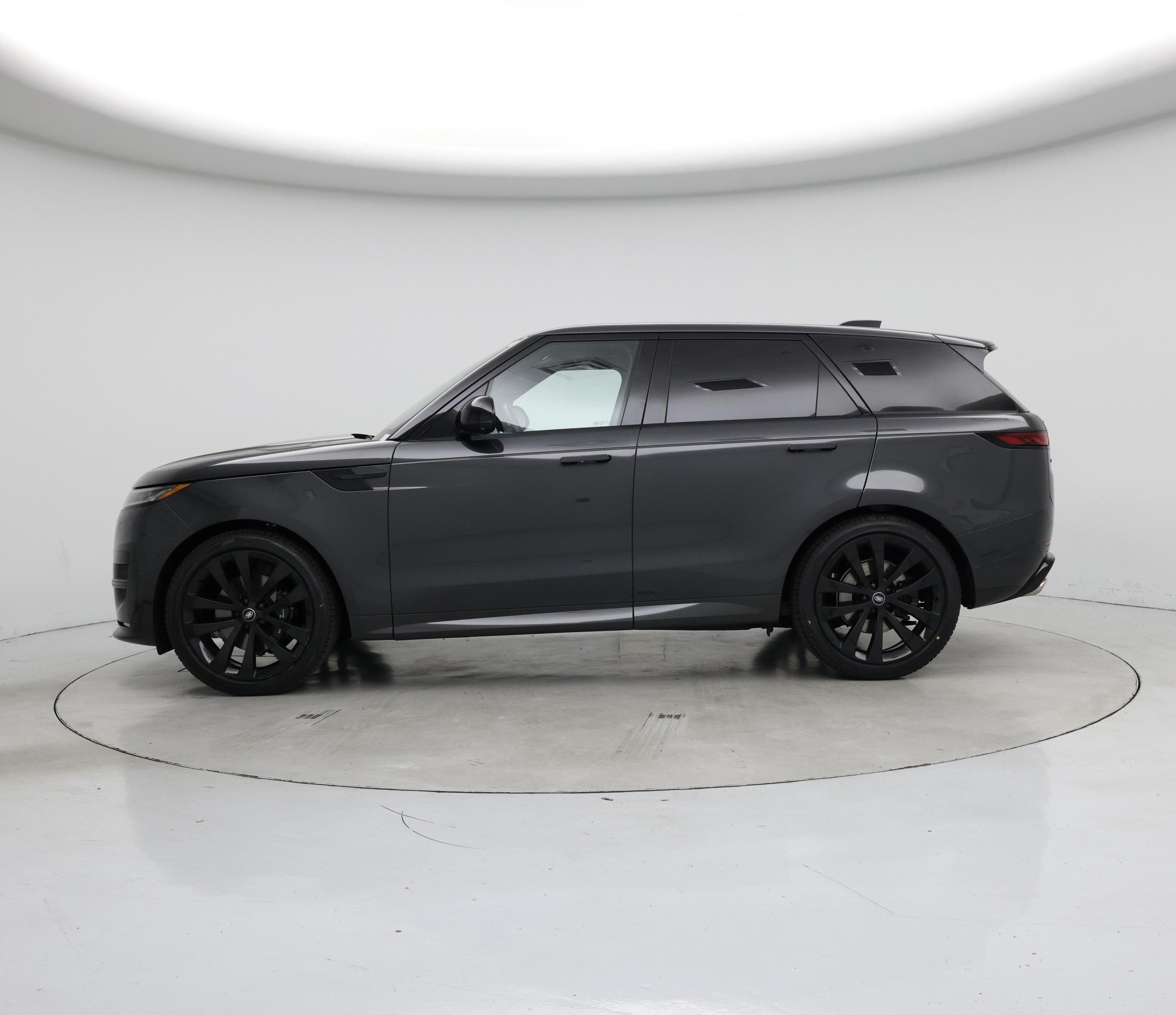 Thumbnail: 2025 Land Rover Range Rover Sport - 3
