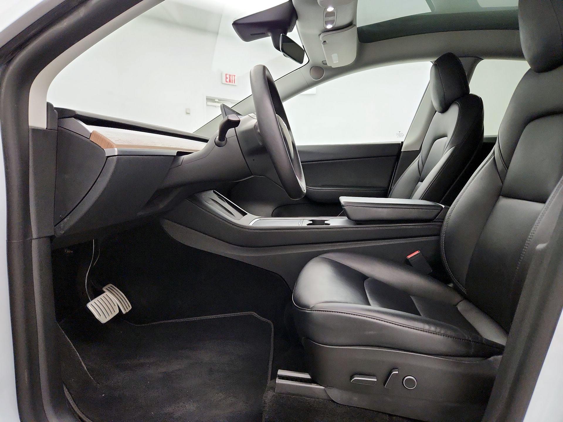 Thumbnail: 2022 Tesla Model Y - 11