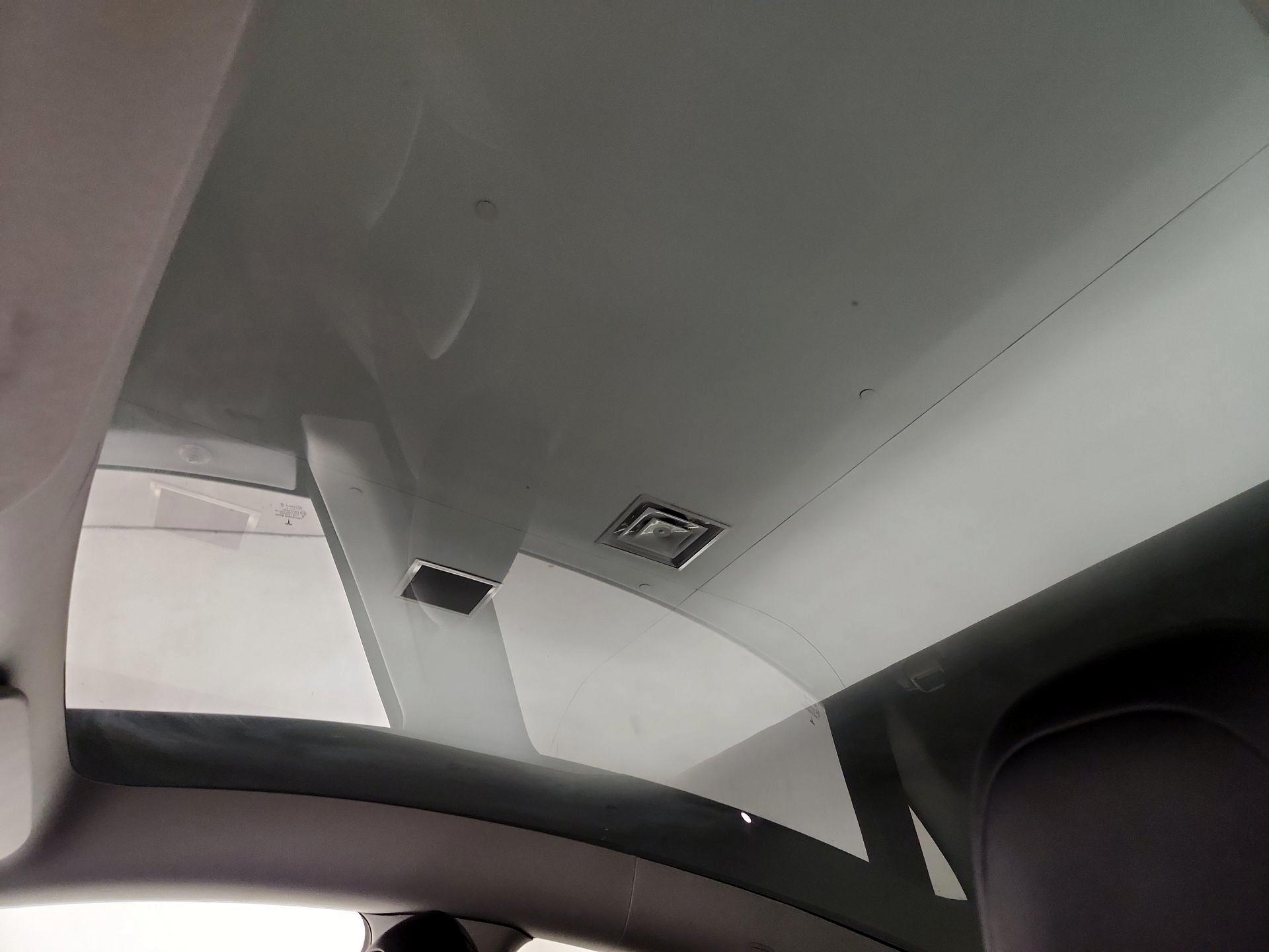 Thumbnail: 2022 Tesla Model Y - 18
