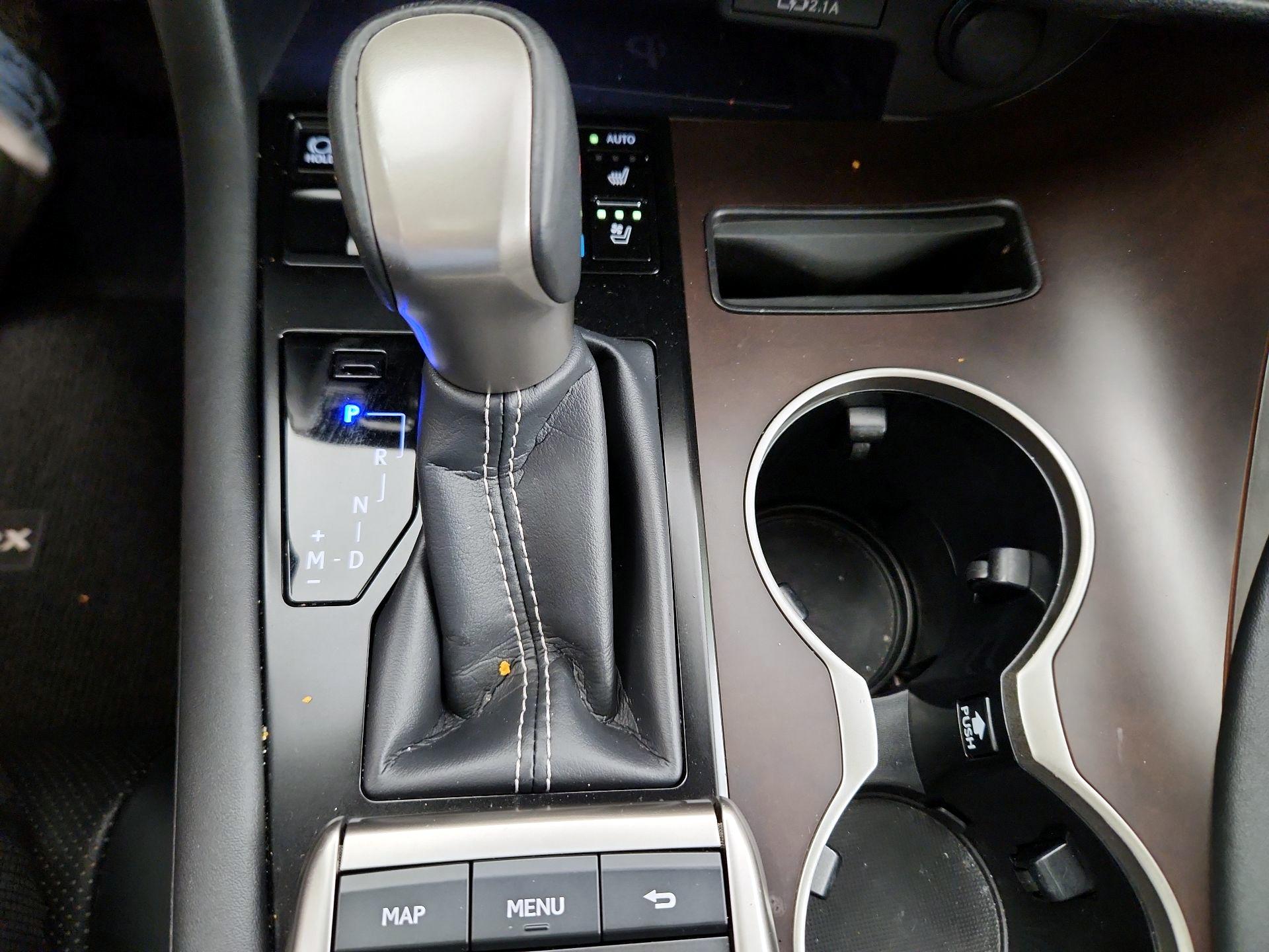 Thumbnail: 2021 Lexus RX - 18