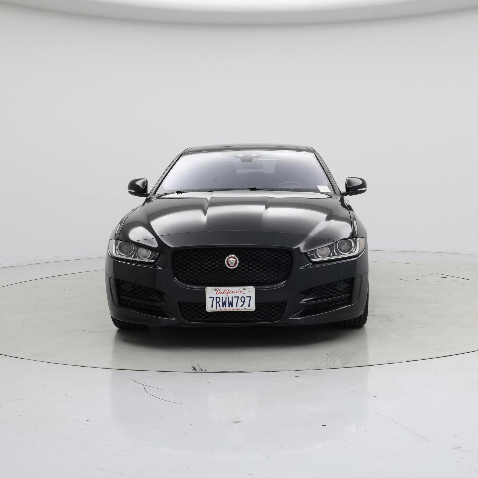 Thumbnail: 2018 Jaguar XE - 5
