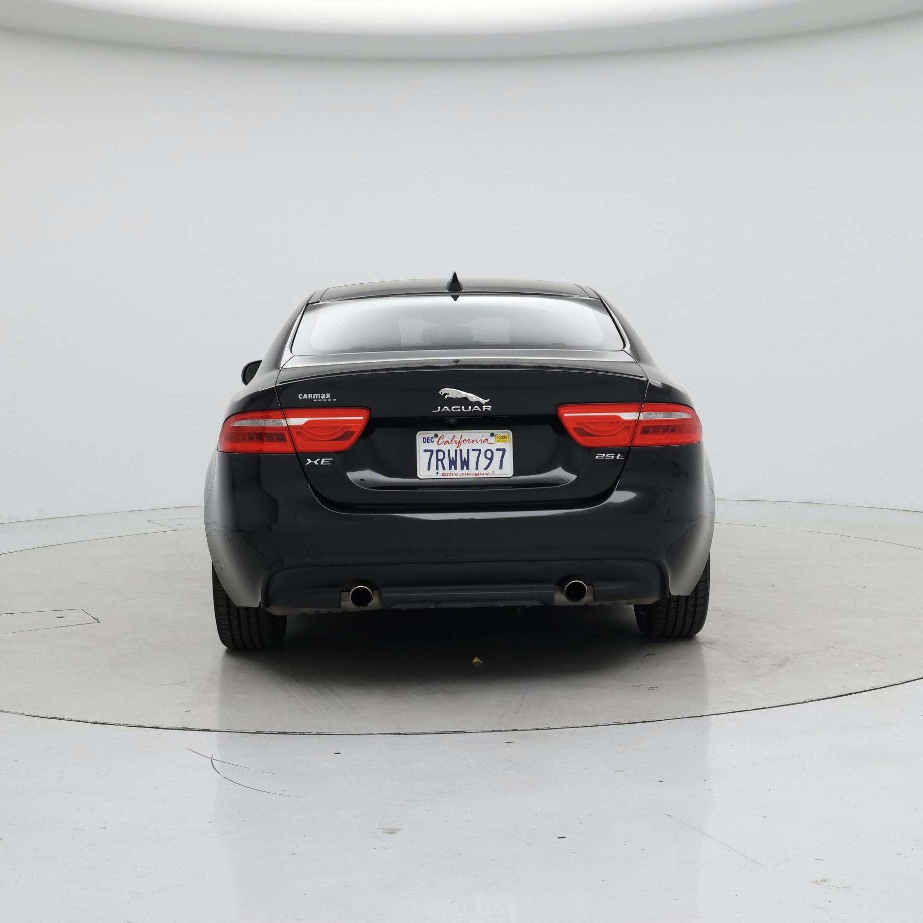 Thumbnail: 2018 Jaguar XE - 6