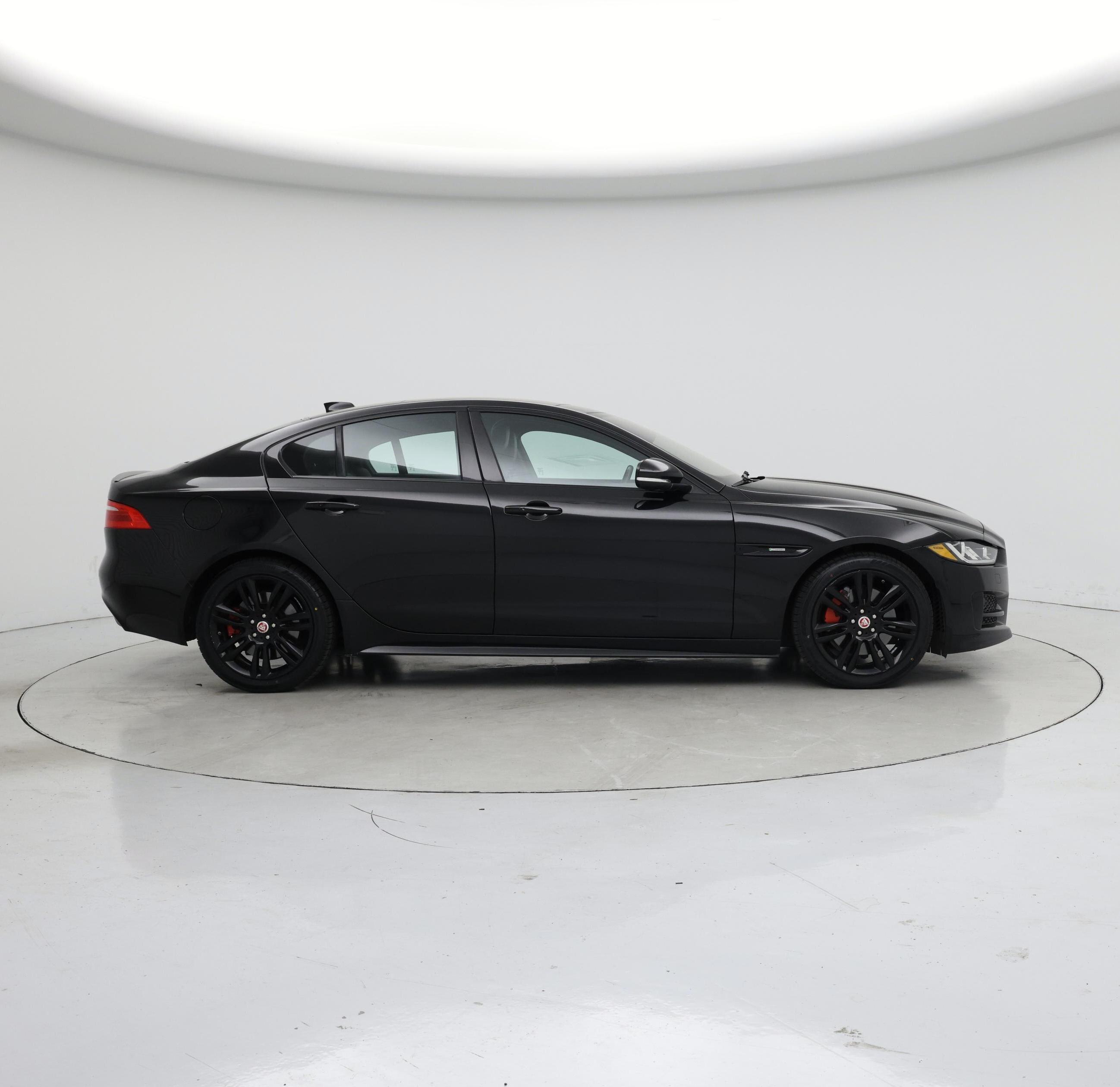 Thumbnail: 2018 Jaguar XE - 7