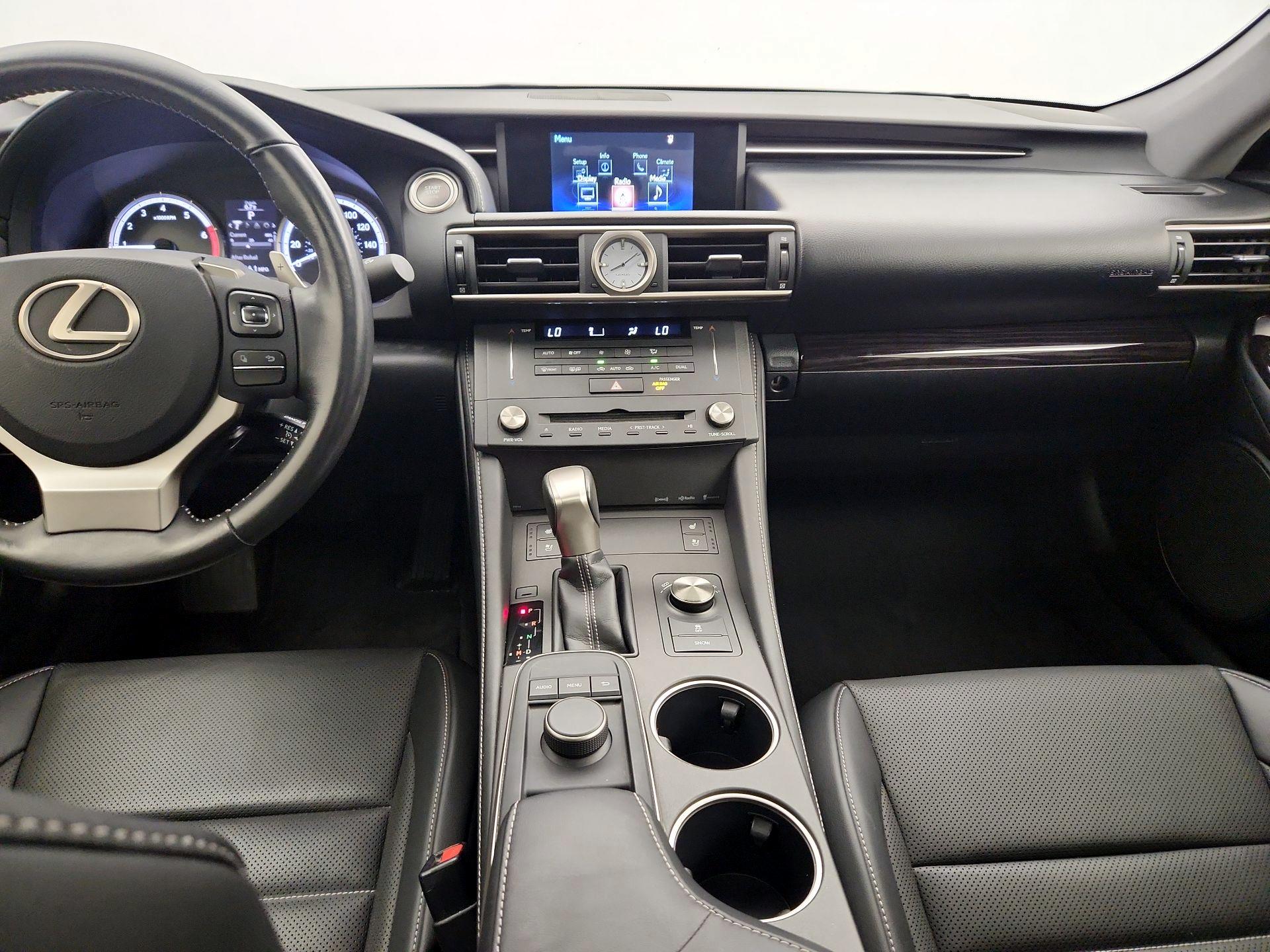 Thumbnail: 2016 Lexus RC - 9