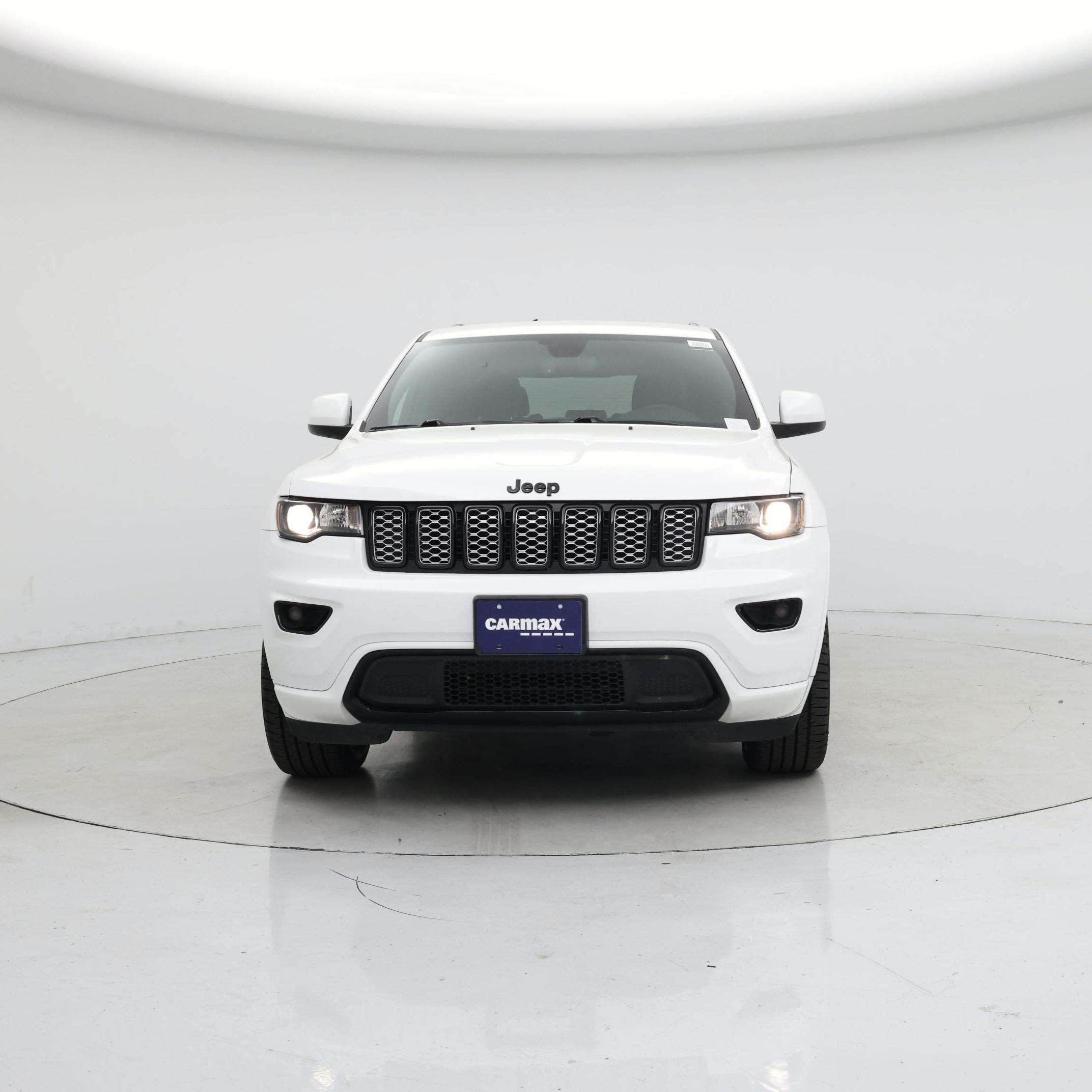 Thumbnail: 2018 Jeep Grand Cherokee - 5