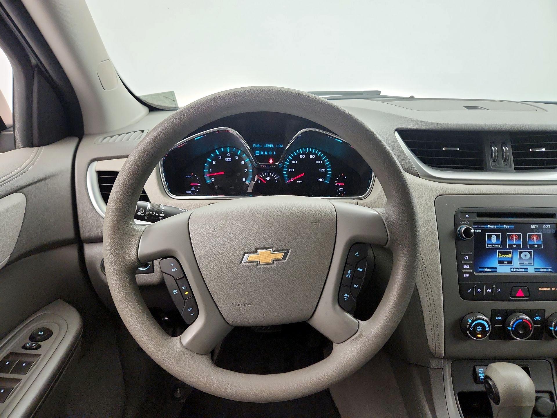 Thumbnail: 2016 Chevrolet Traverse - 10