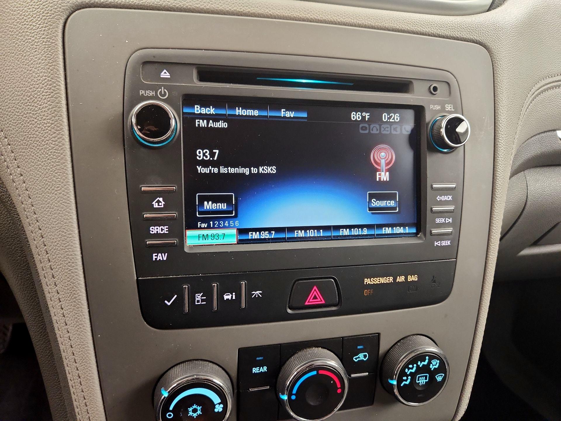 Thumbnail: 2016 Chevrolet Traverse - 15