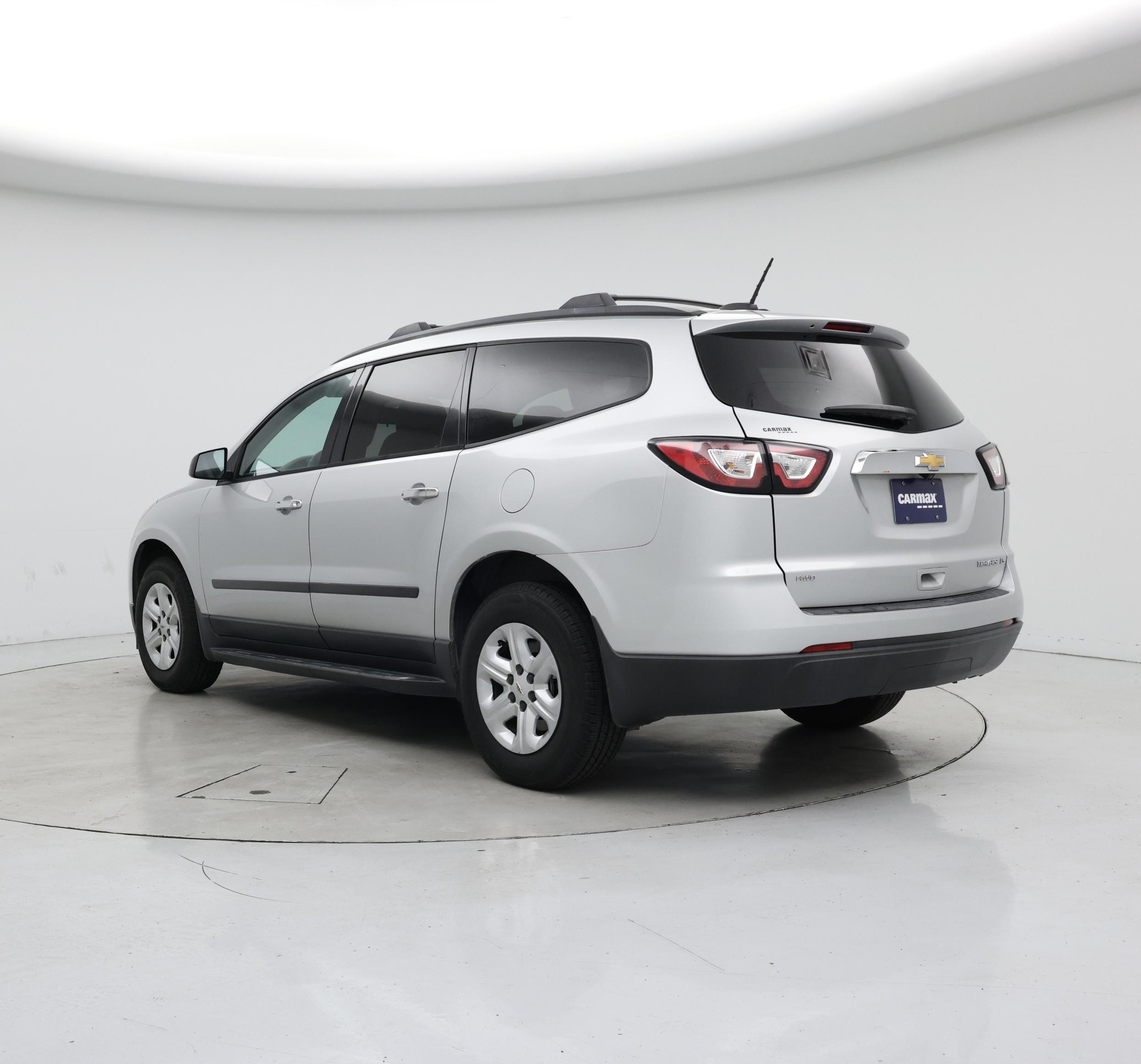Thumbnail: 2016 Chevrolet Traverse - 2