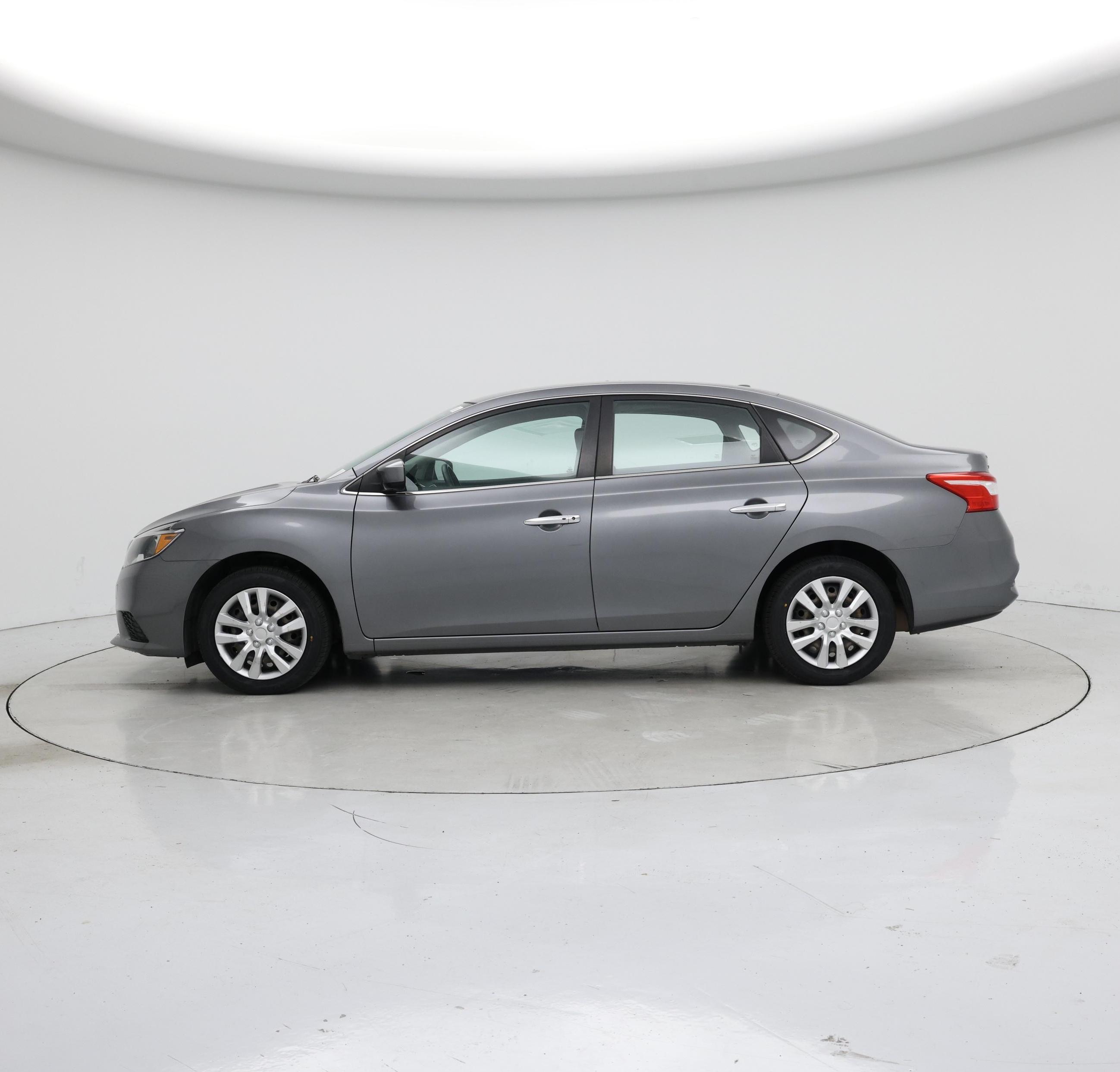 Thumbnail: 2017 Nissan Sentra - 3