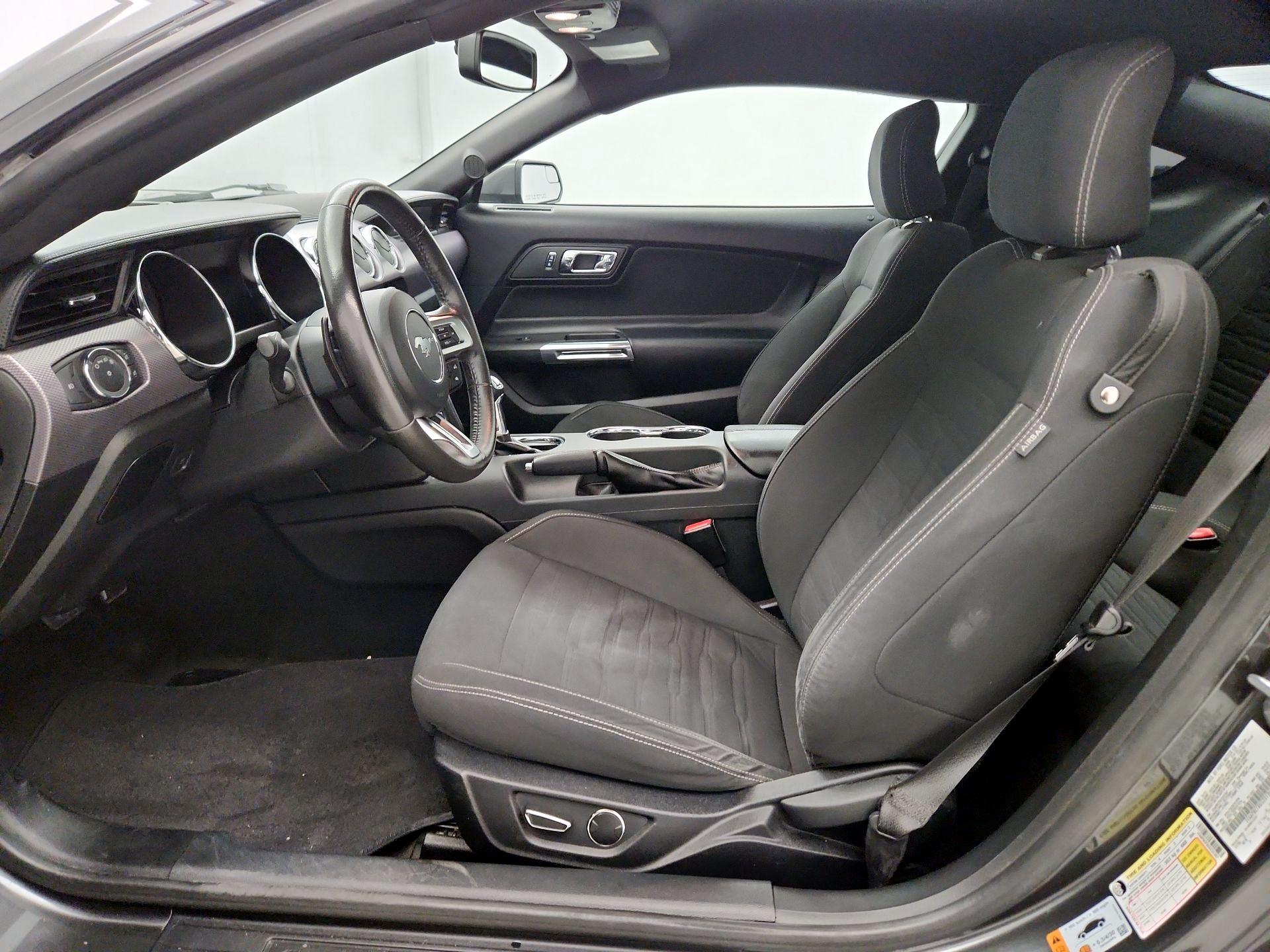 Thumbnail: 2016 Ford Mustang - 11