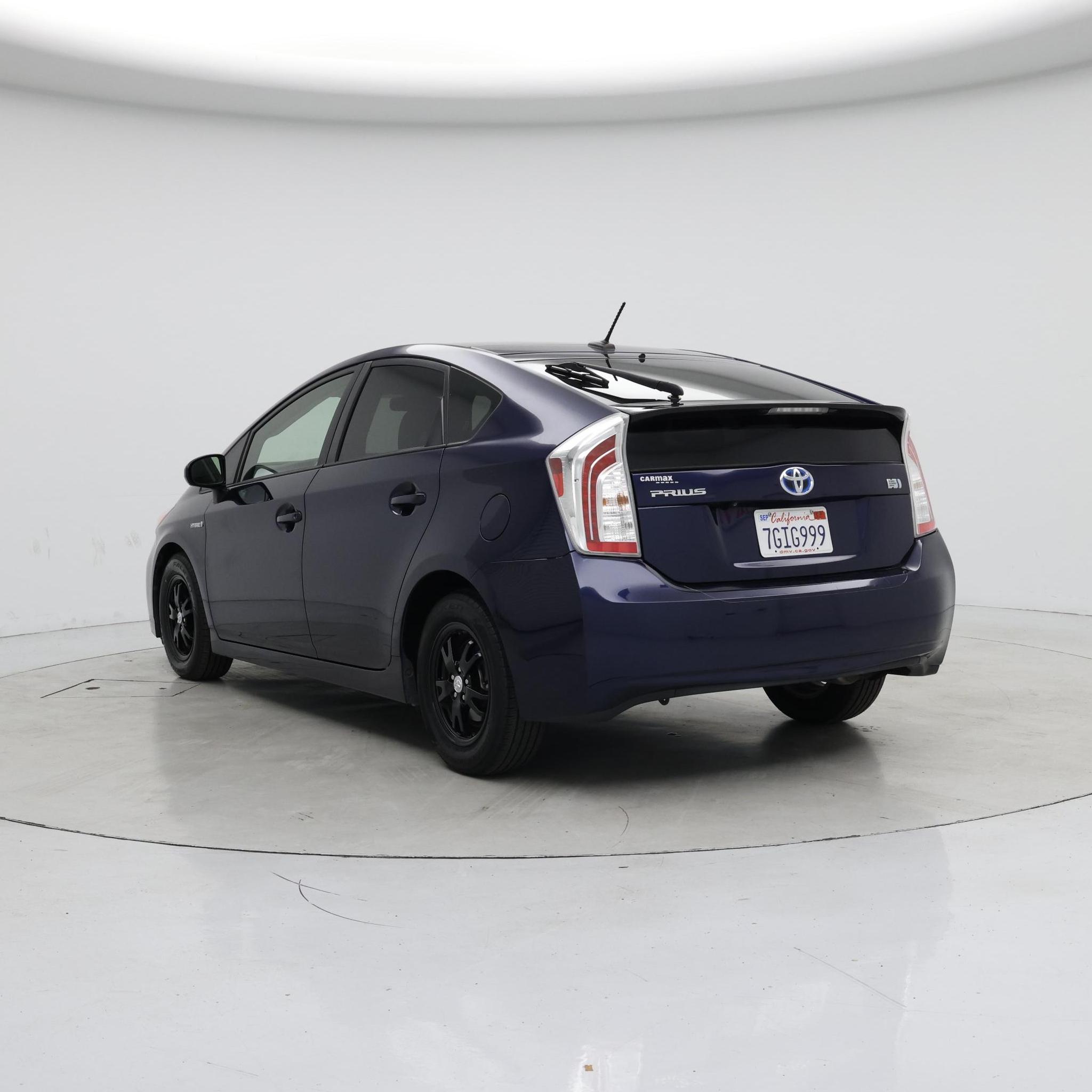 Thumbnail: 2014 Toyota Prius - 2