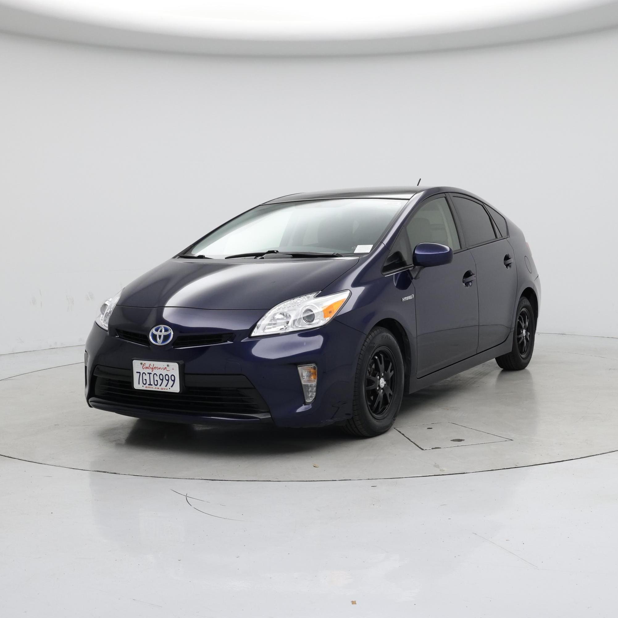 Thumbnail: 2014 Toyota Prius - 4