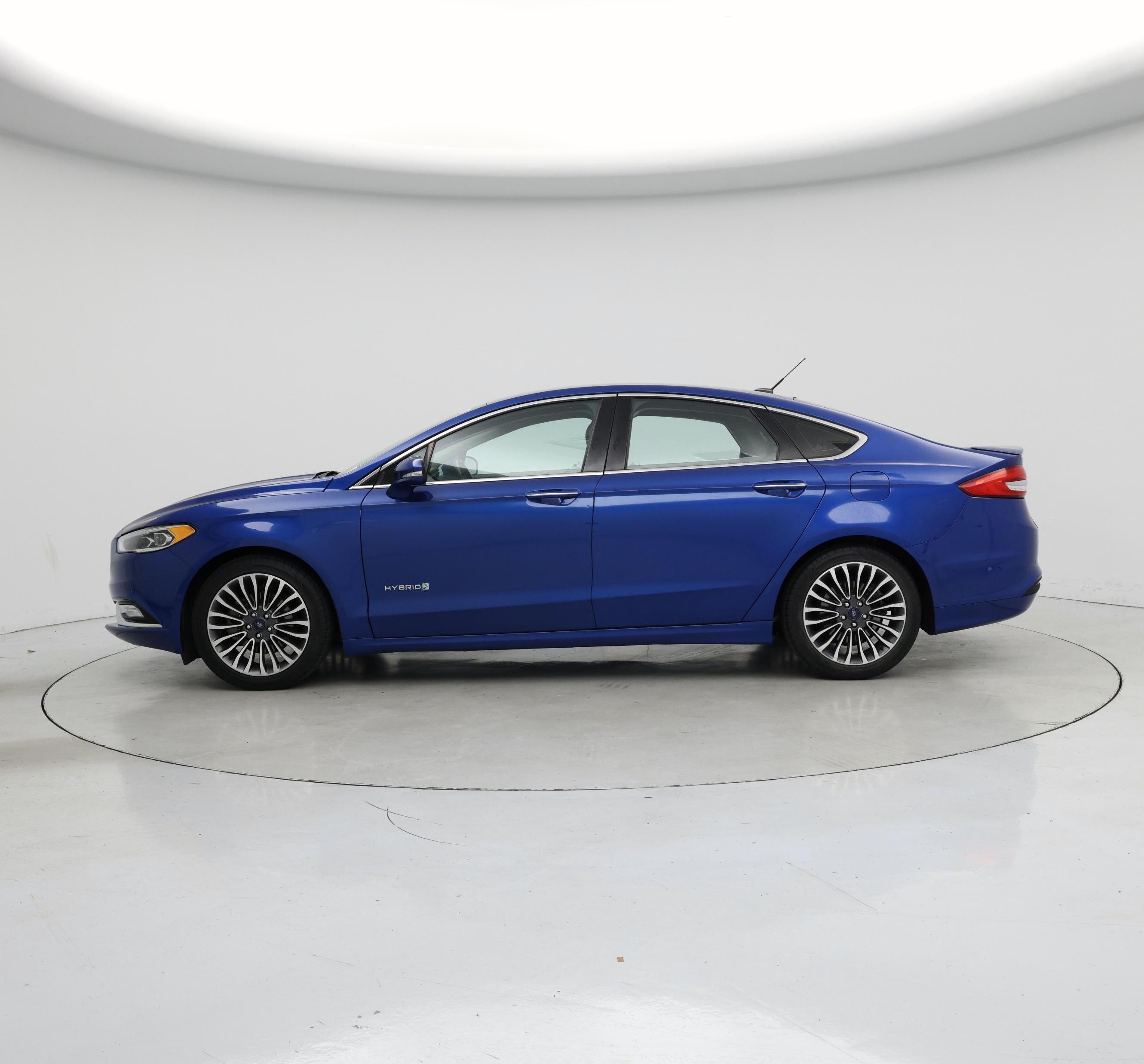 Thumbnail: 2017 Ford Fusion - 3