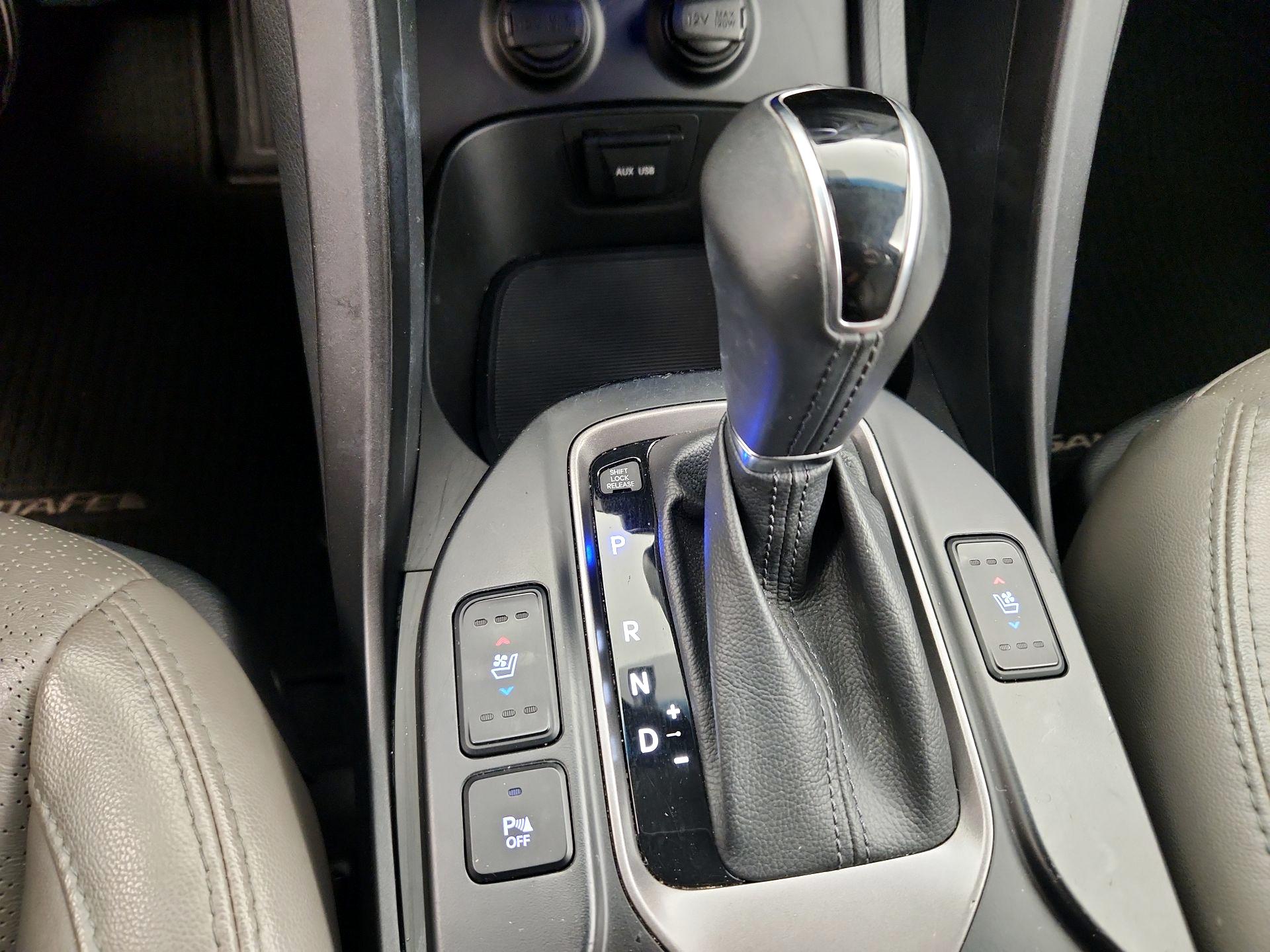 Thumbnail: 2016 Hyundai Santa Fe - 18