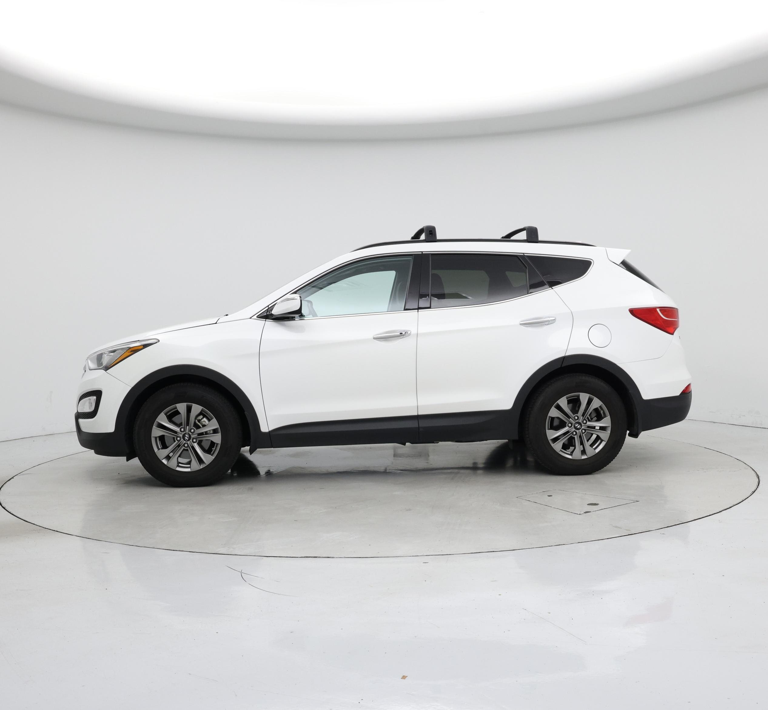 Thumbnail: 2016 Hyundai Santa Fe - 3