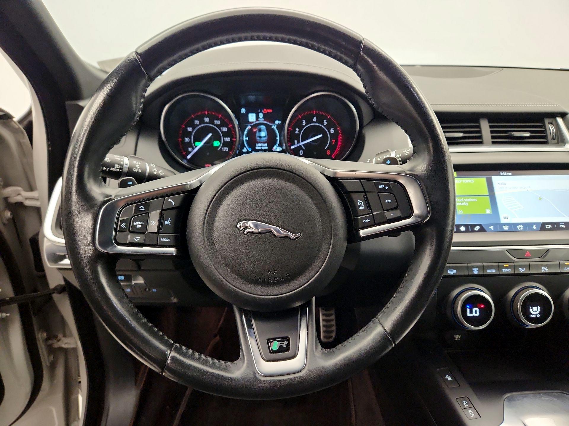 Thumbnail: 2019 Jaguar E-Pace - 10