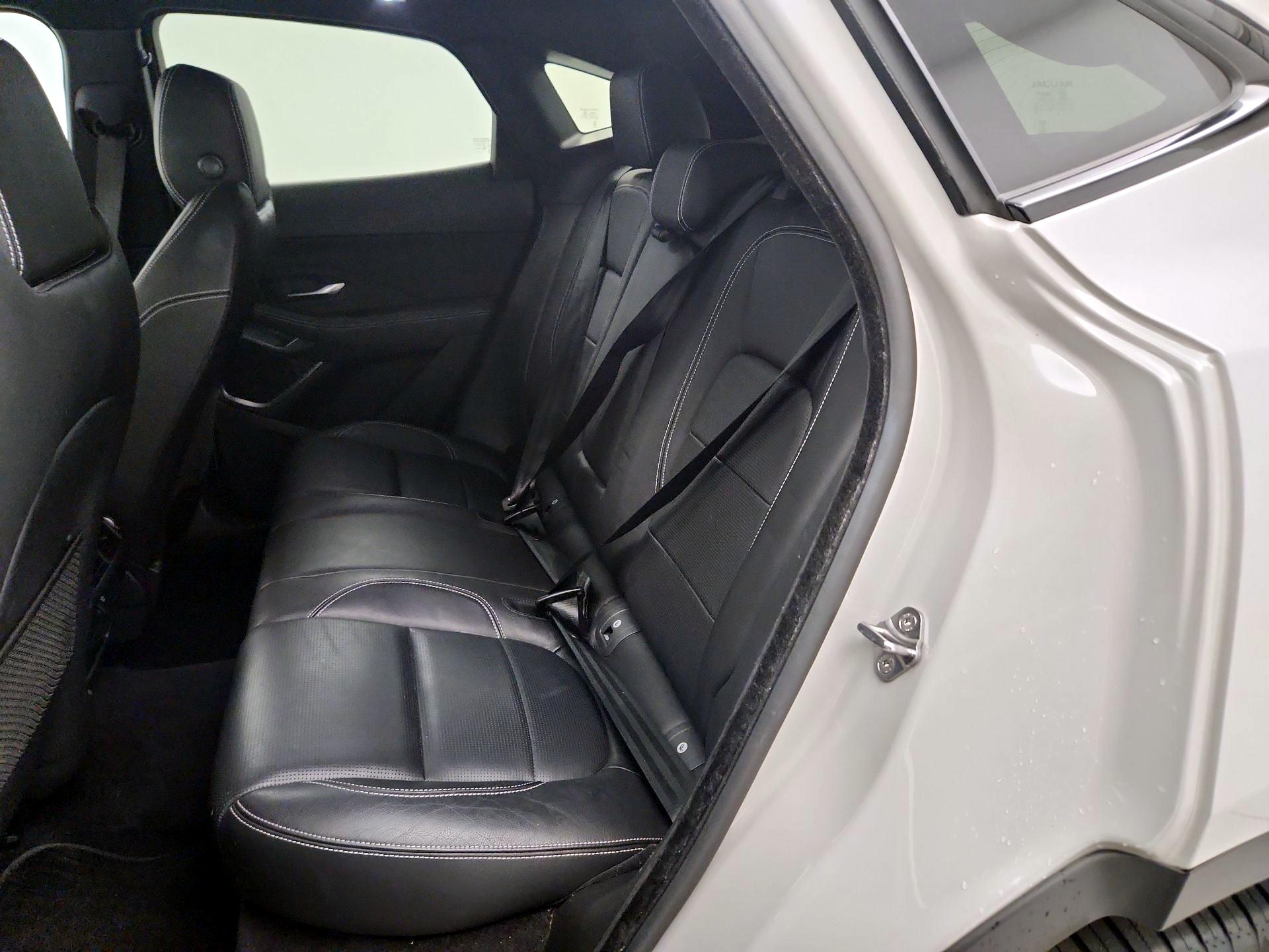 Thumbnail: 2019 Jaguar E-Pace - 19