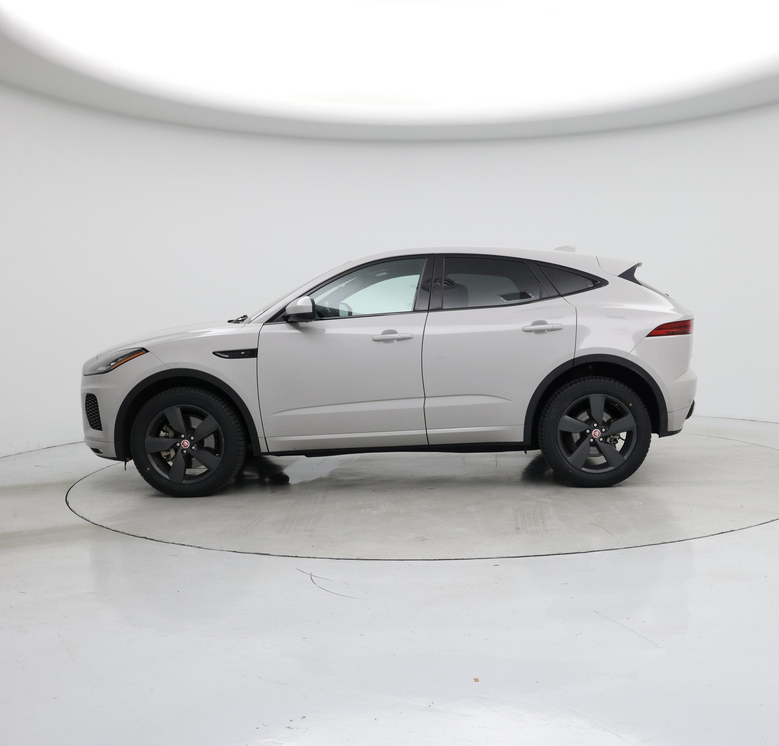 Thumbnail: 2019 Jaguar E-Pace - 3