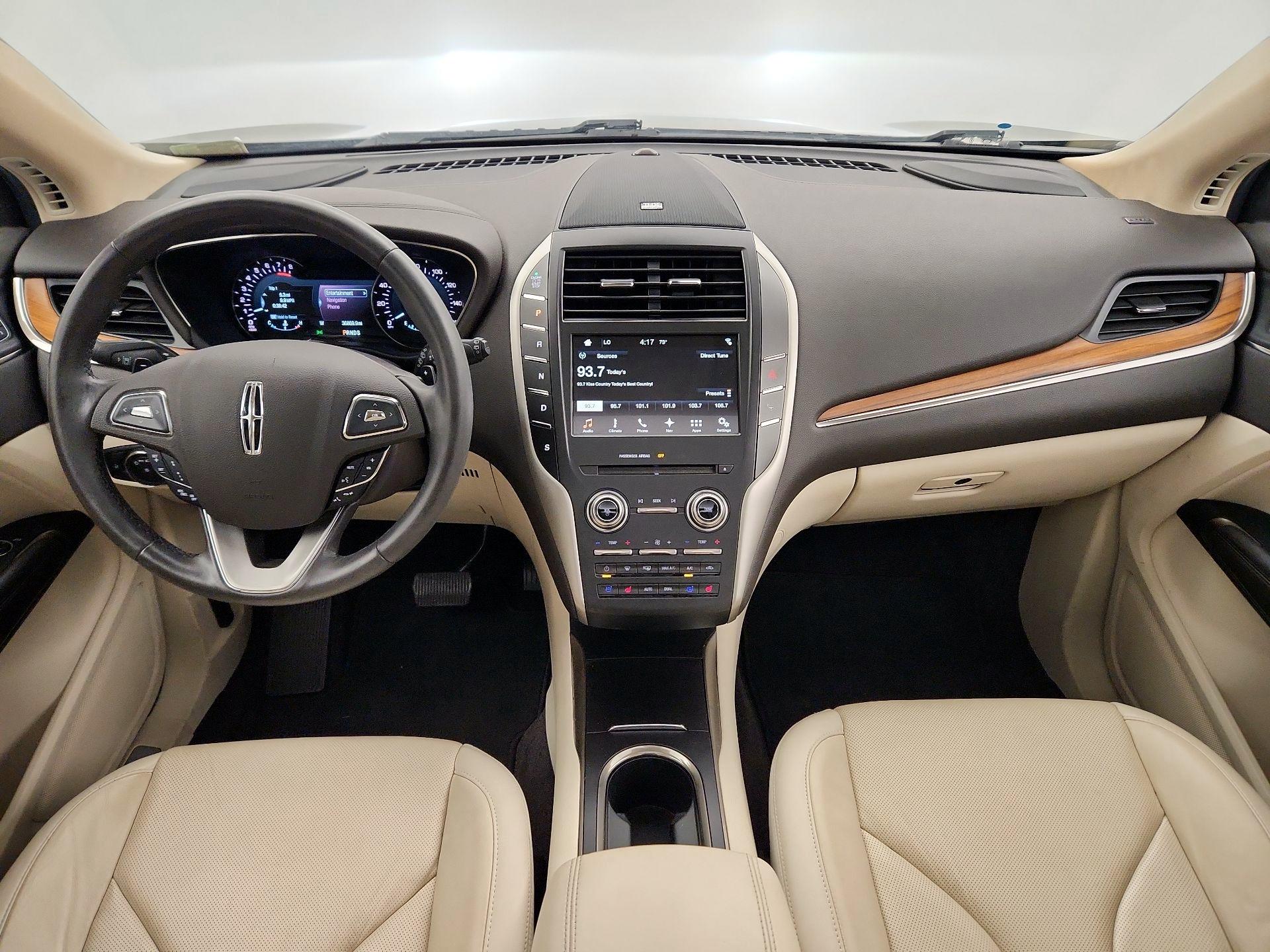 Thumbnail: 2016 Lincoln MKC - 9