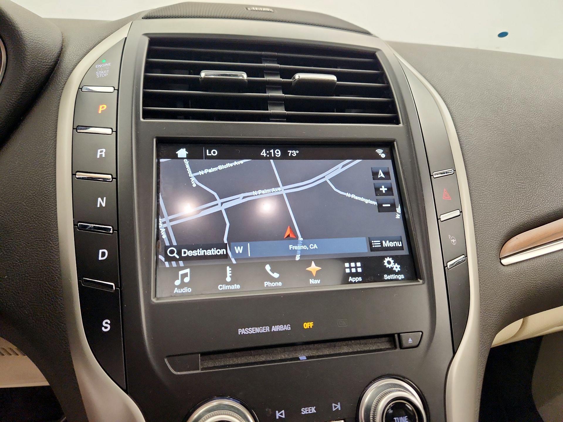 Thumbnail: 2016 Lincoln MKC - 14