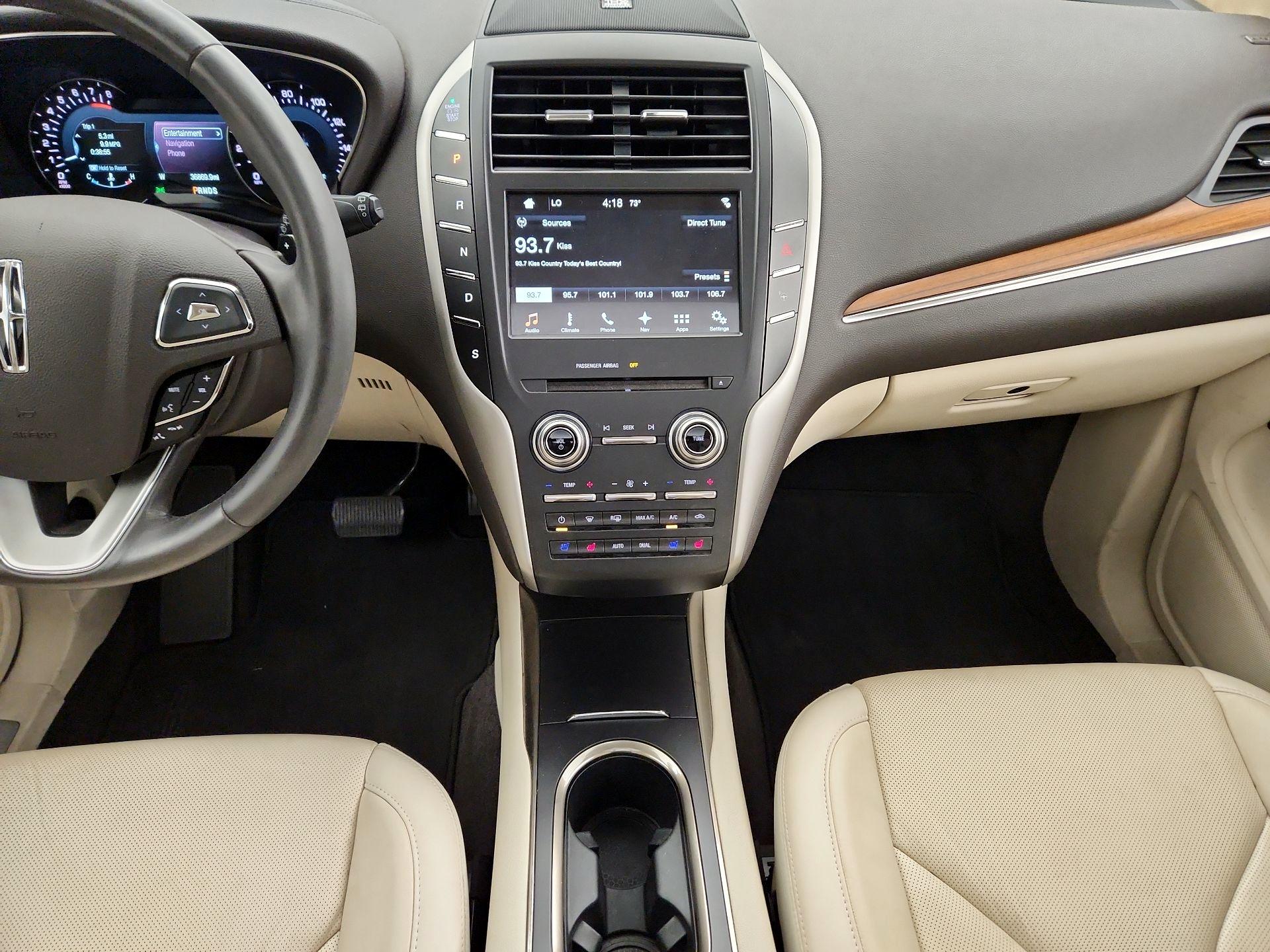 Thumbnail: 2016 Lincoln MKC - 18