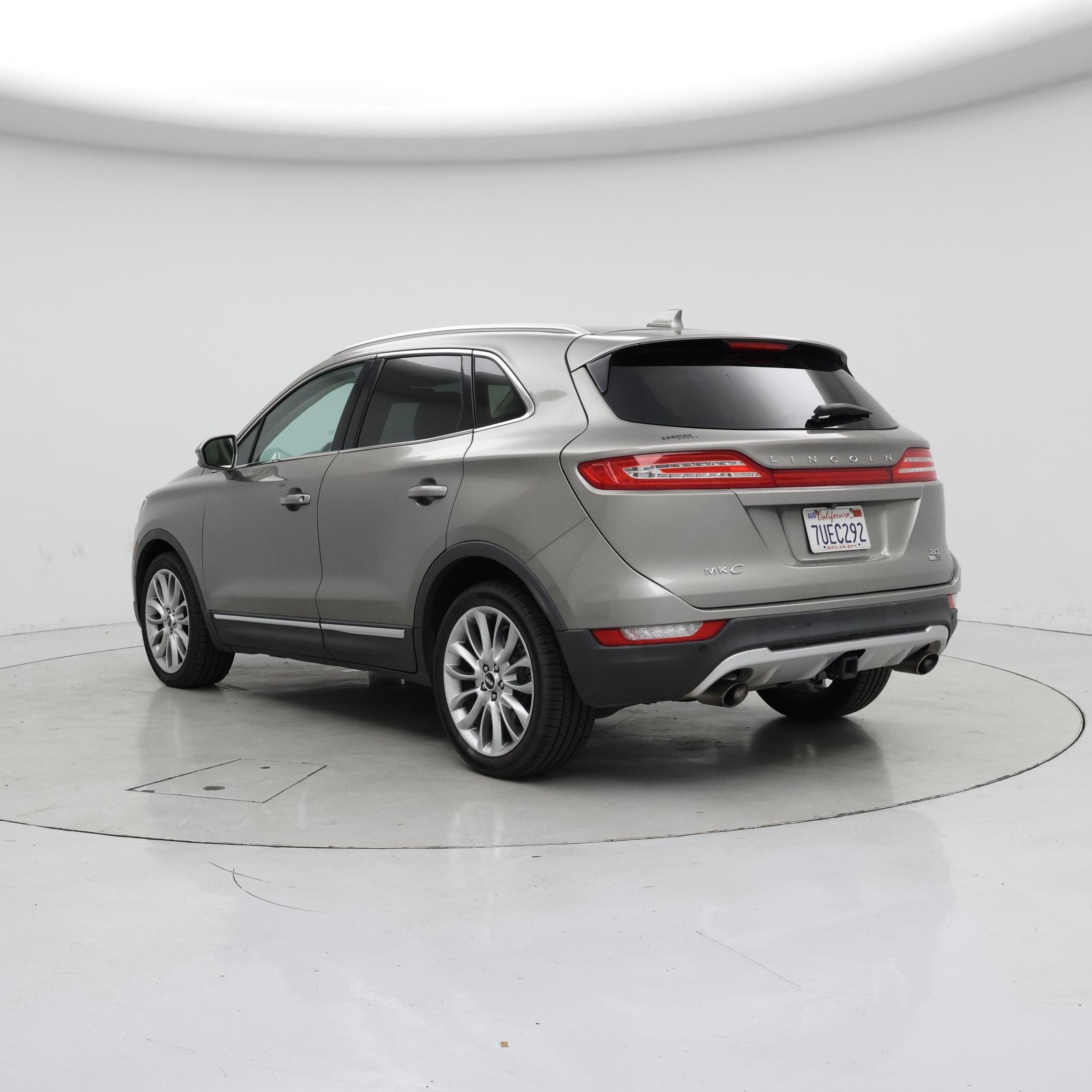 Thumbnail: 2016 Lincoln MKC - 2