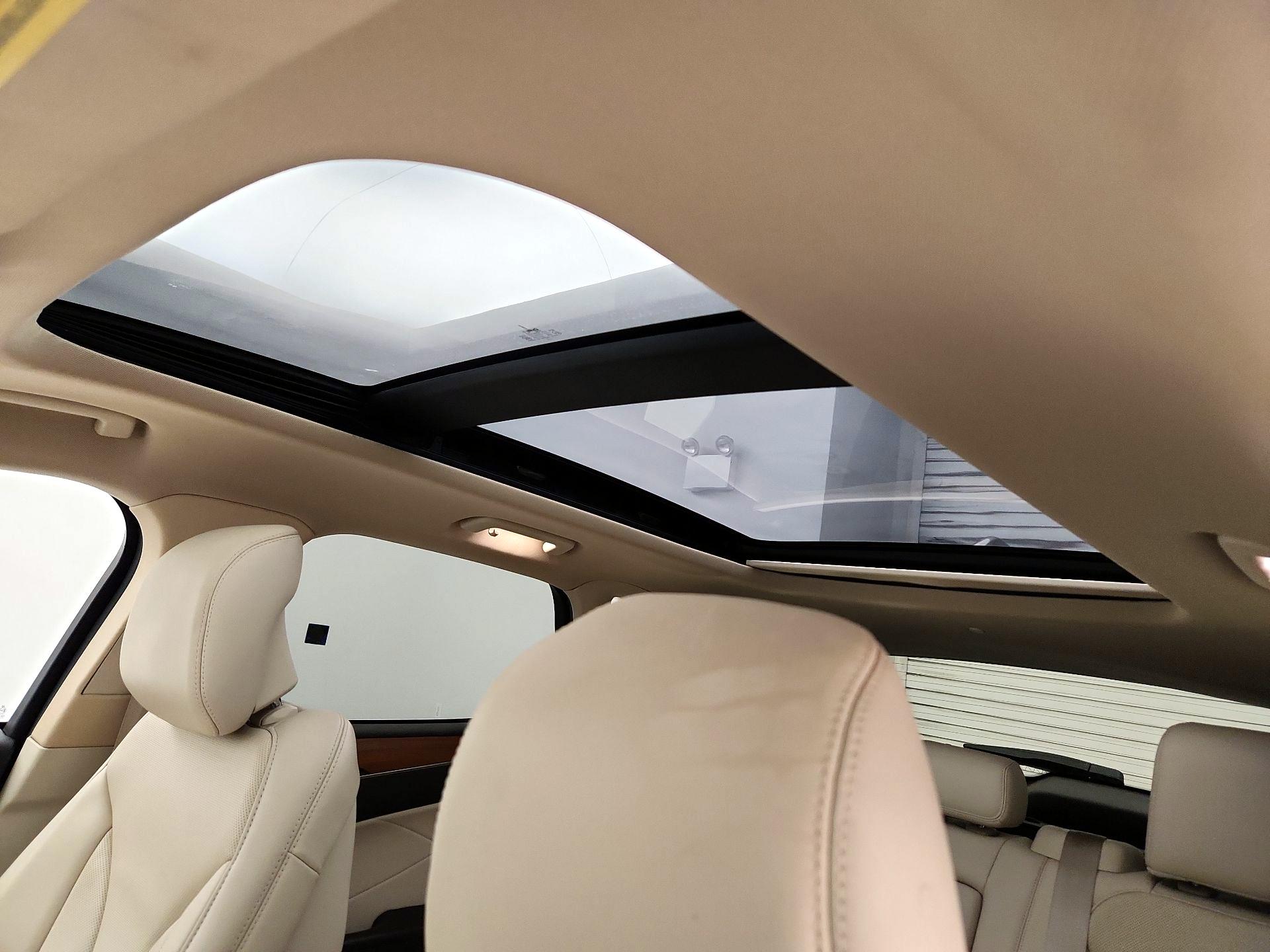 Thumbnail: 2016 Lincoln MKC - 20