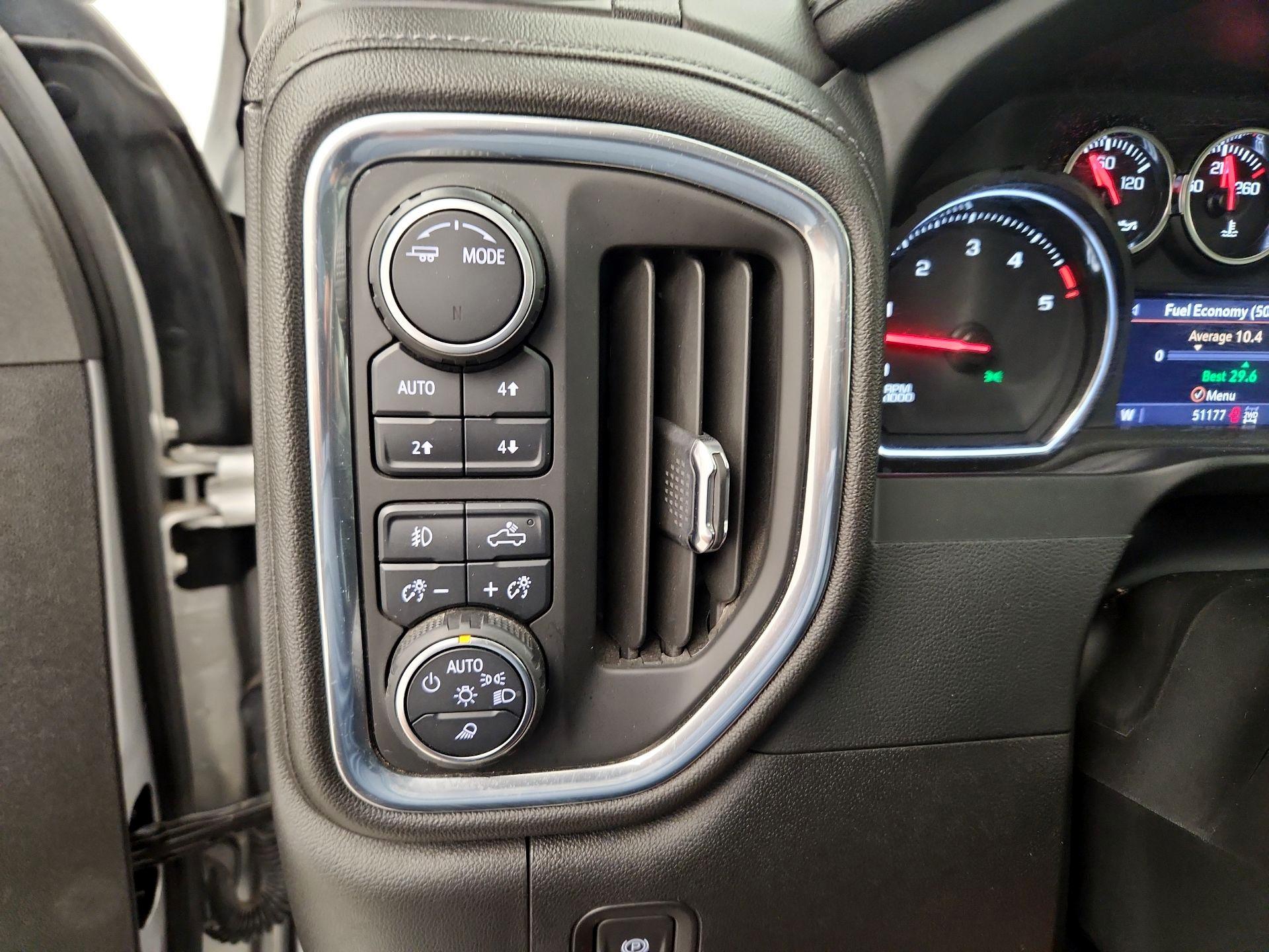 Thumbnail: 2022 Chevrolet Silverado 3500 - 13