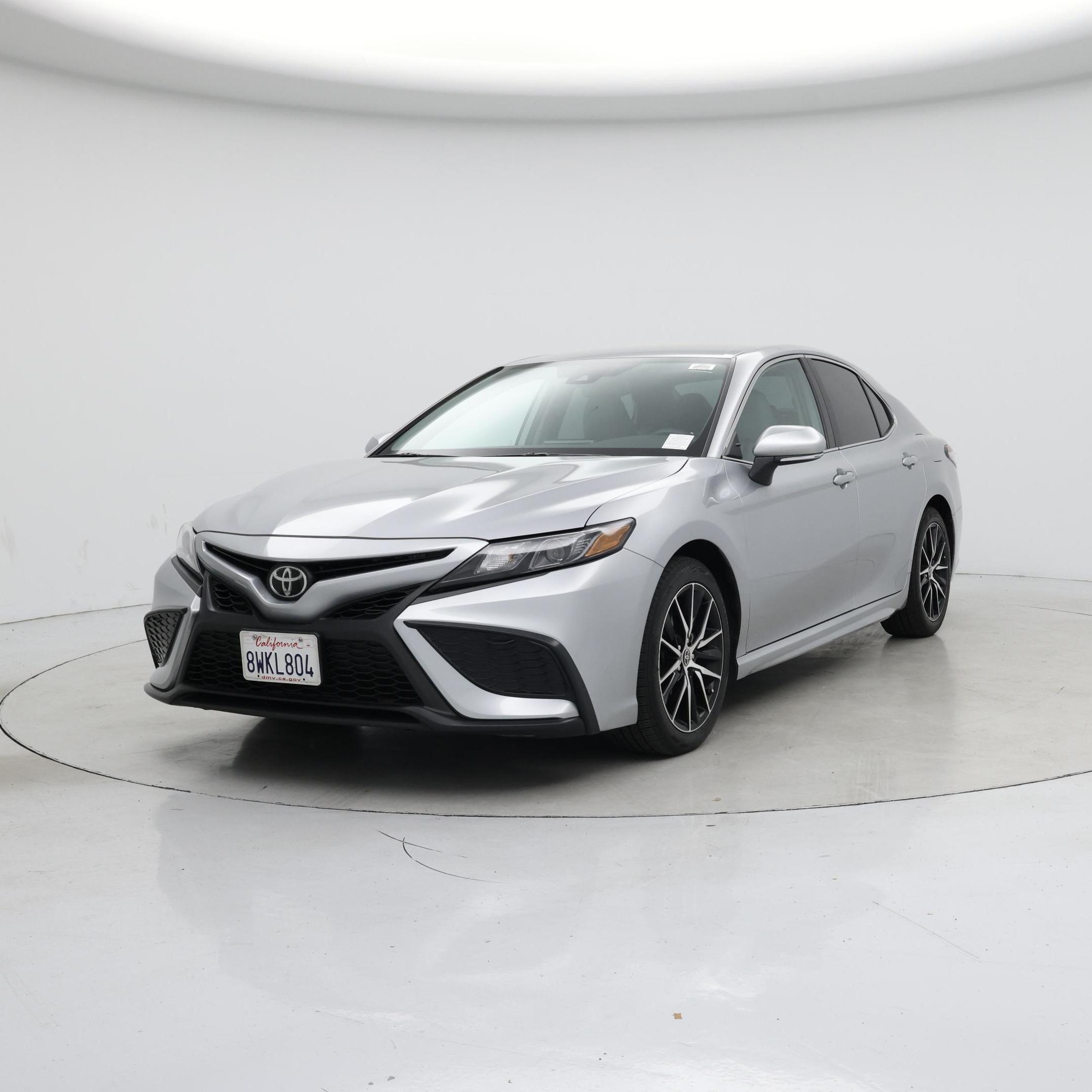 Thumbnail: 2021 Toyota Camry - 4