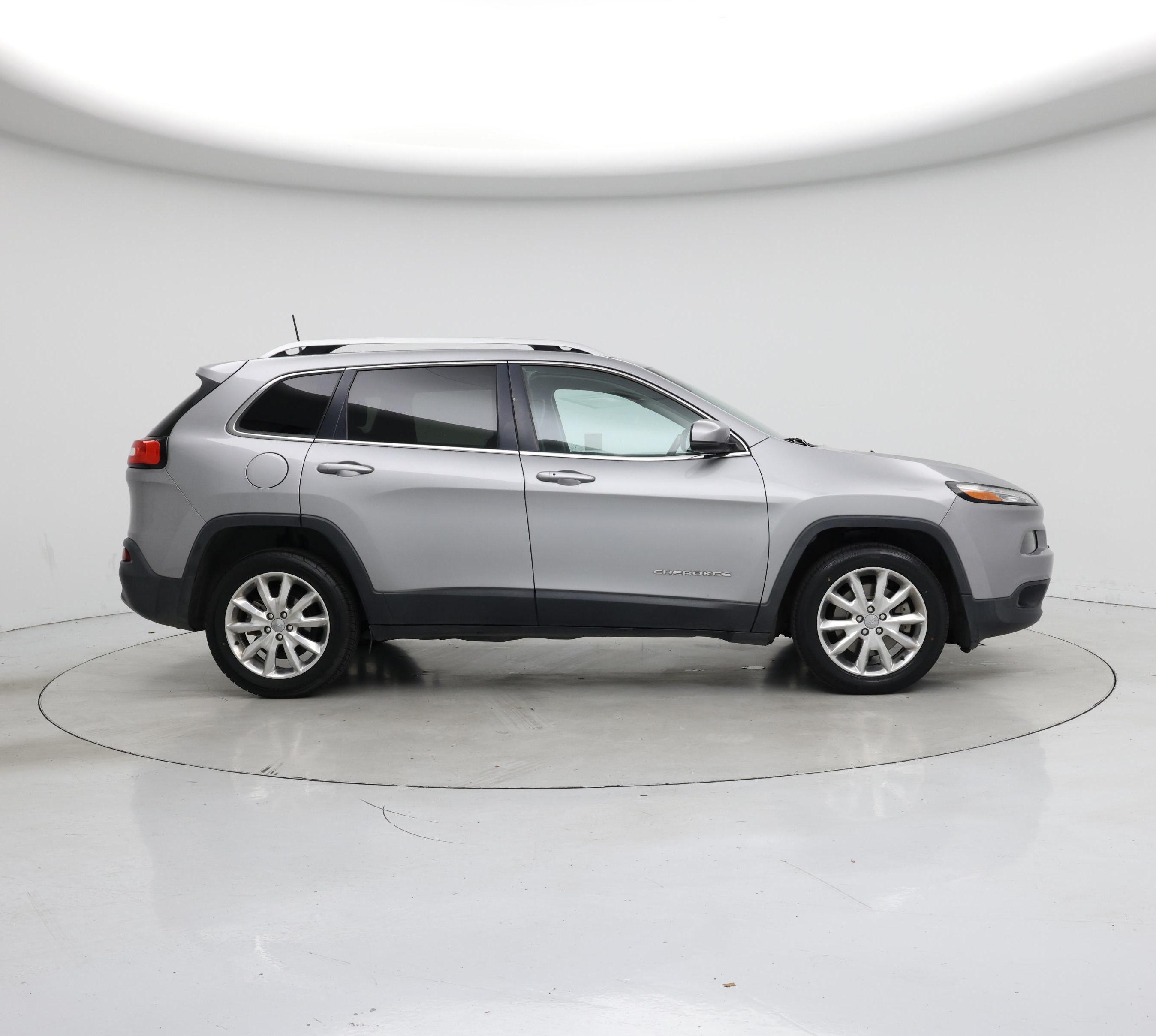 Thumbnail: 2016 Jeep Cherokee - 7