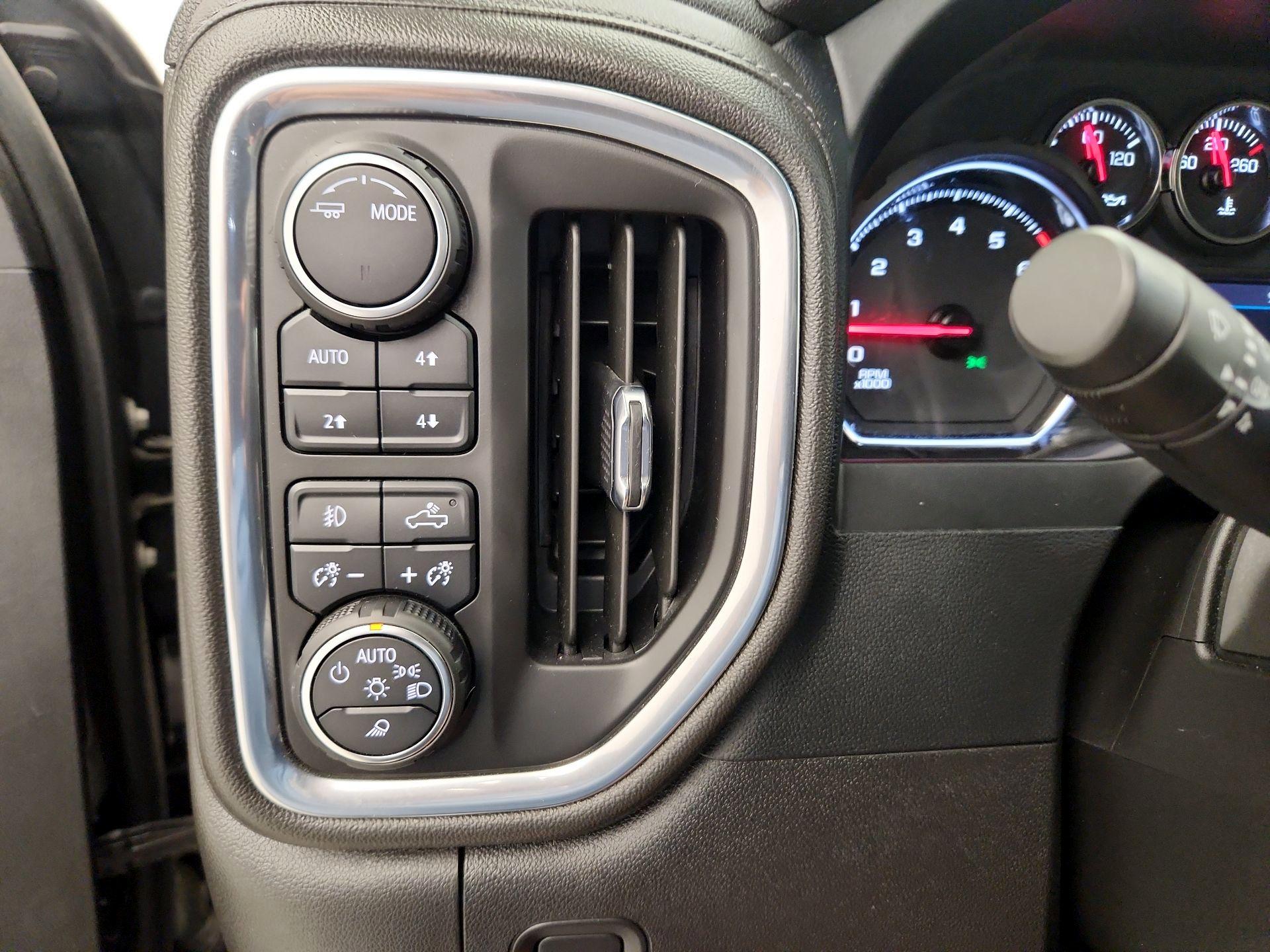 Thumbnail: 2022 Chevrolet Silverado 1500 - 13