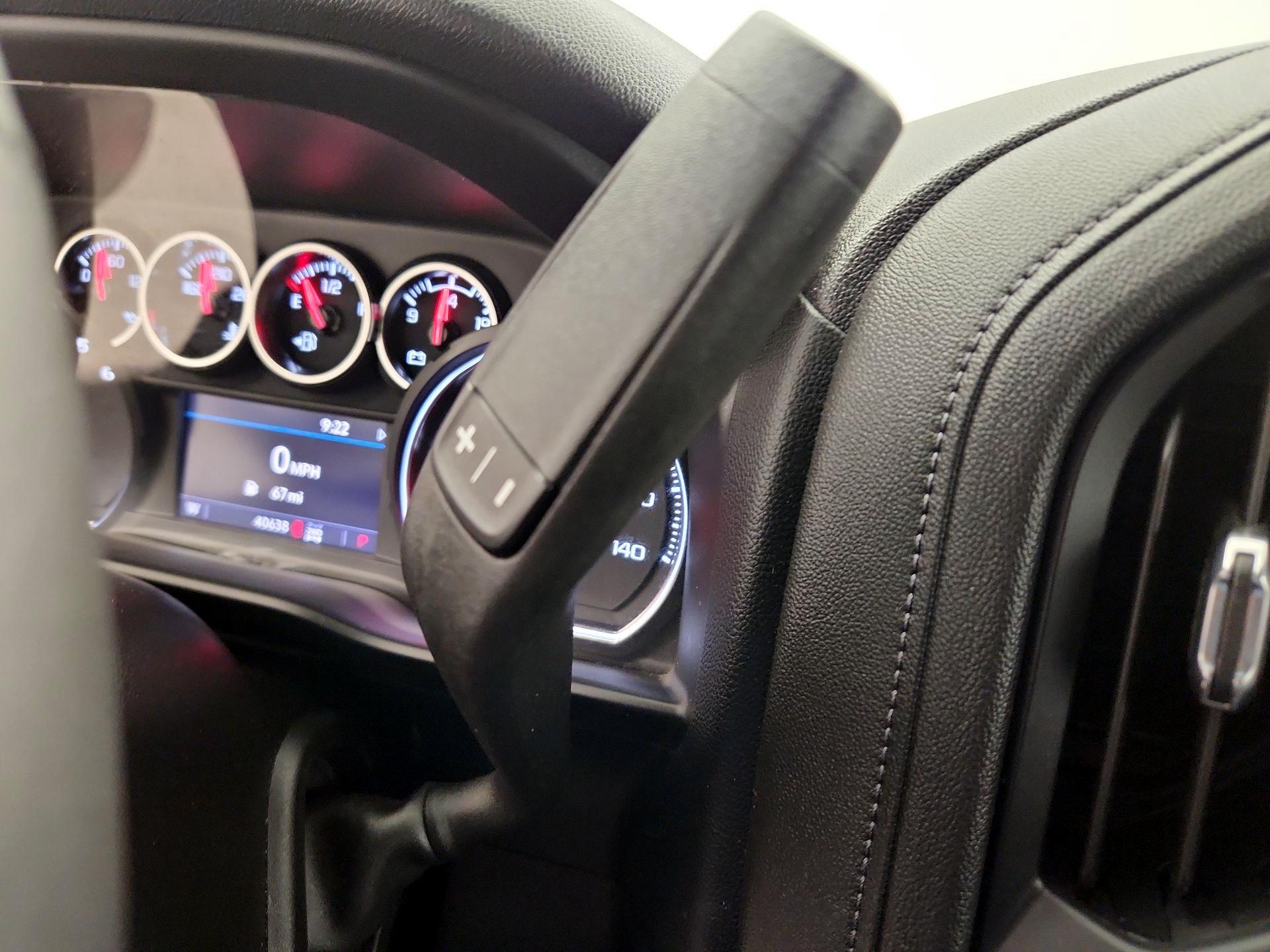 Thumbnail: 2022 Chevrolet Silverado 1500 - 17