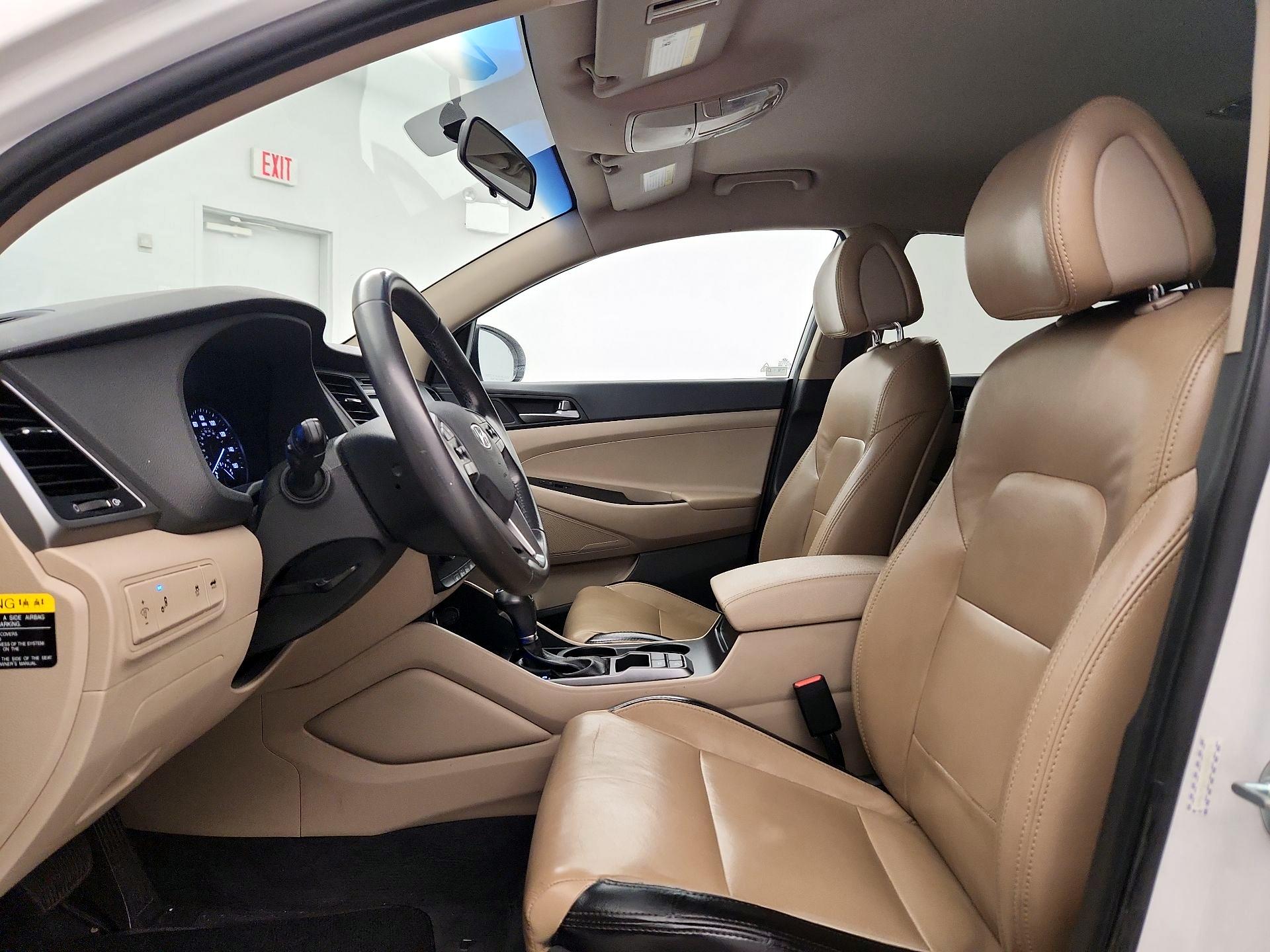 Thumbnail: 2017 Hyundai Tucson - 11