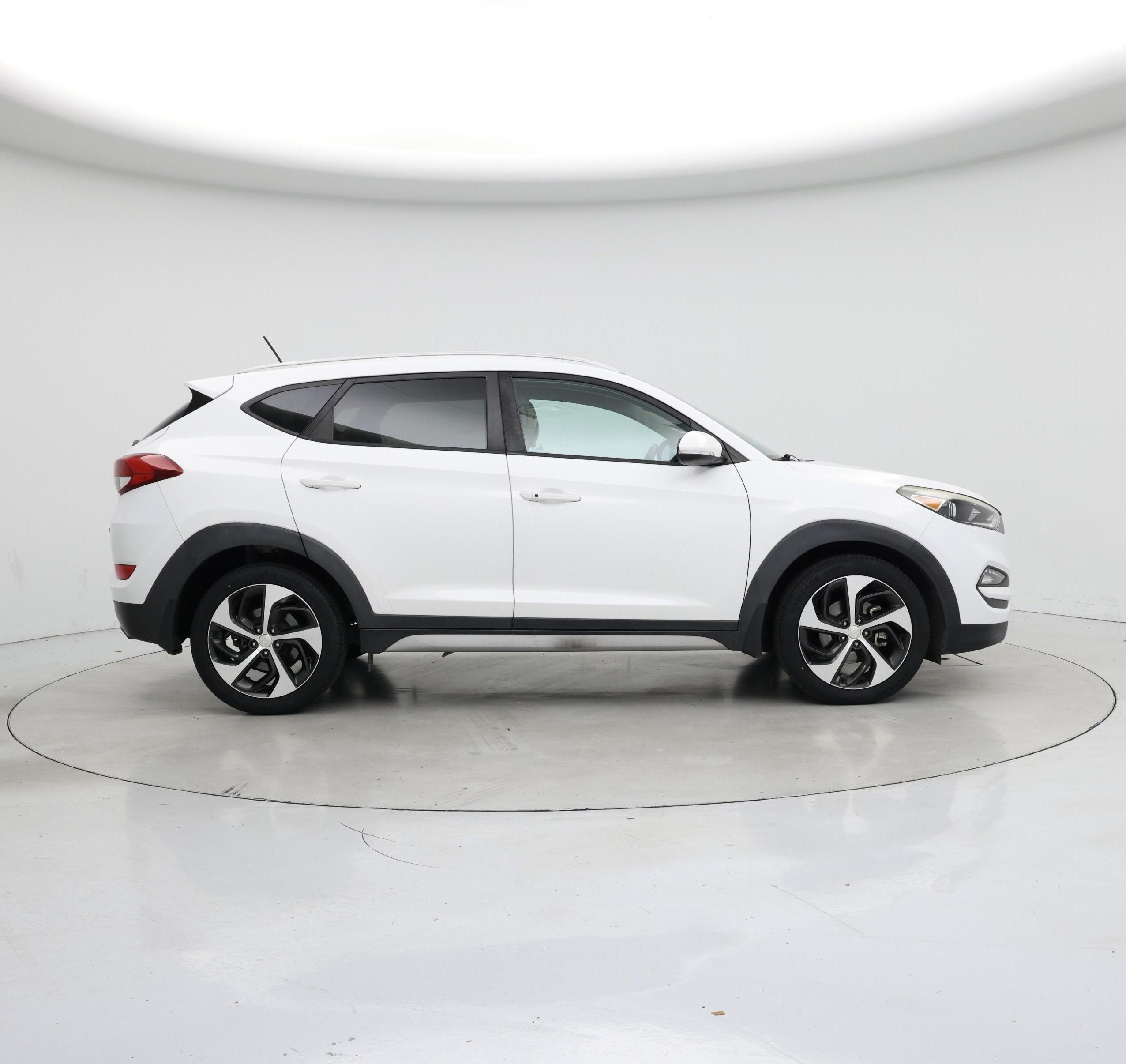 Thumbnail: 2017 Hyundai Tucson - 7