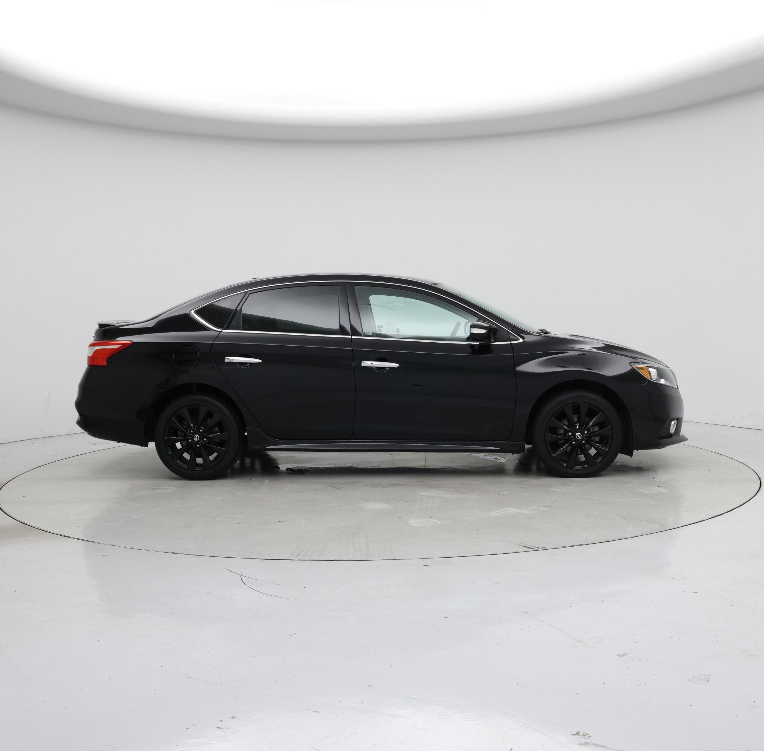 Thumbnail: 2017 Nissan Sentra - 7