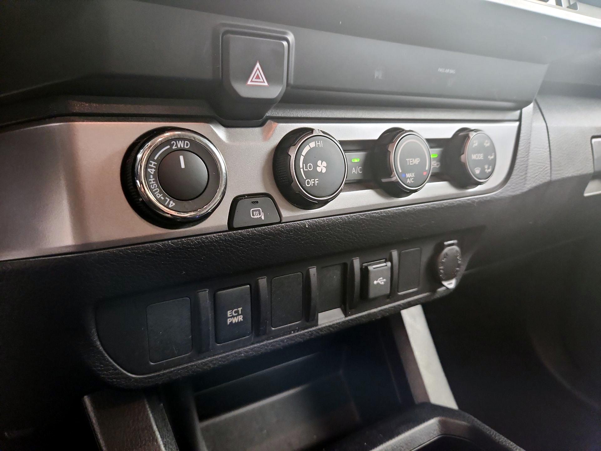 Thumbnail: 2021 Toyota Tacoma - 16