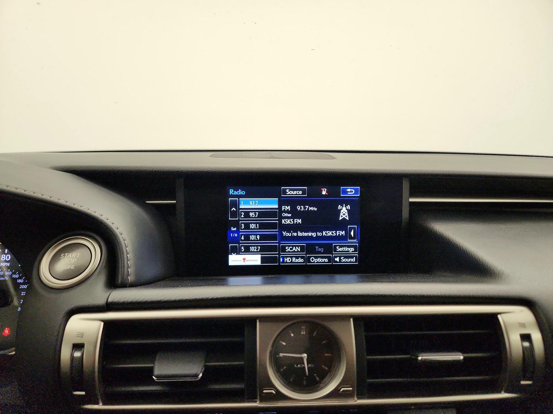 Thumbnail: 2016 Lexus IS - 15