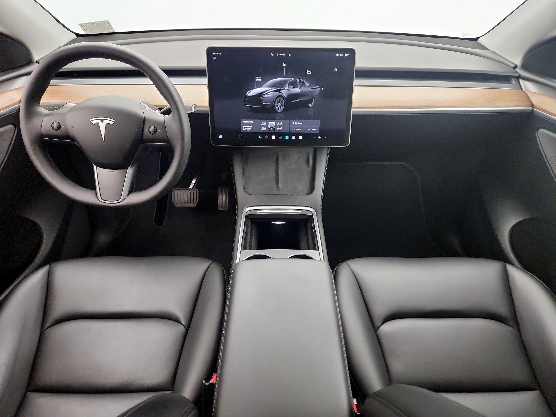 Thumbnail: 2025 Tesla Model Y - 9