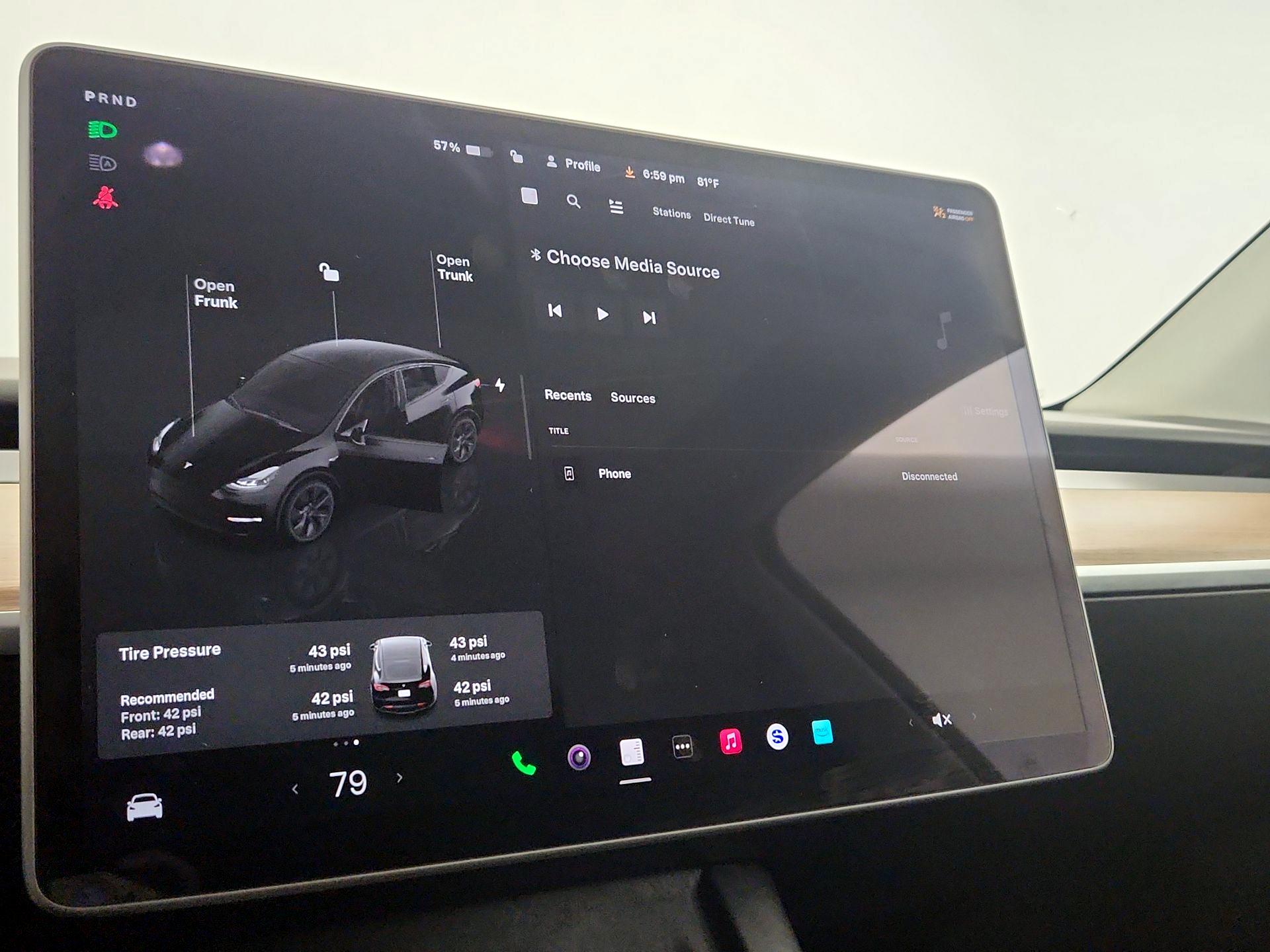 Thumbnail: 2025 Tesla Model Y - 15
