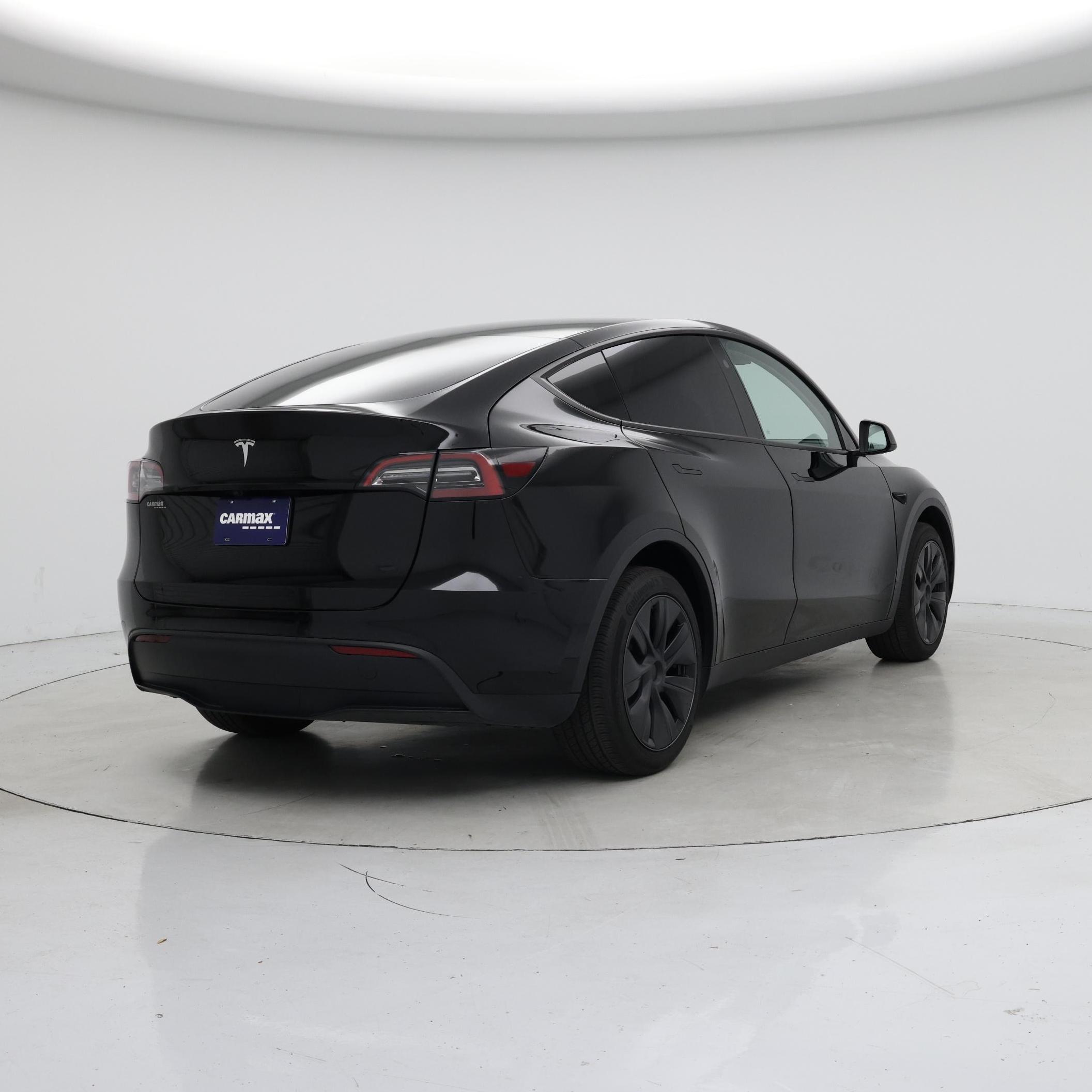 Thumbnail: 2025 Tesla Model Y - 8