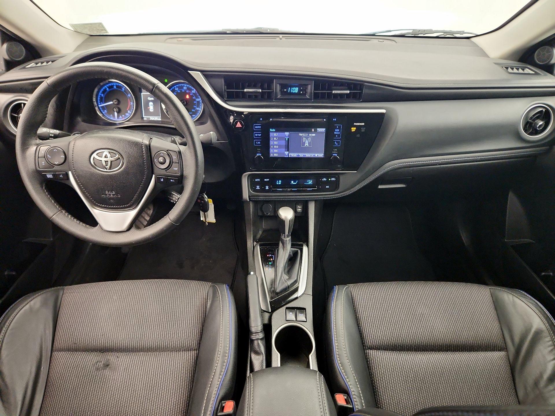 Thumbnail: 2017 Toyota Corolla - 9