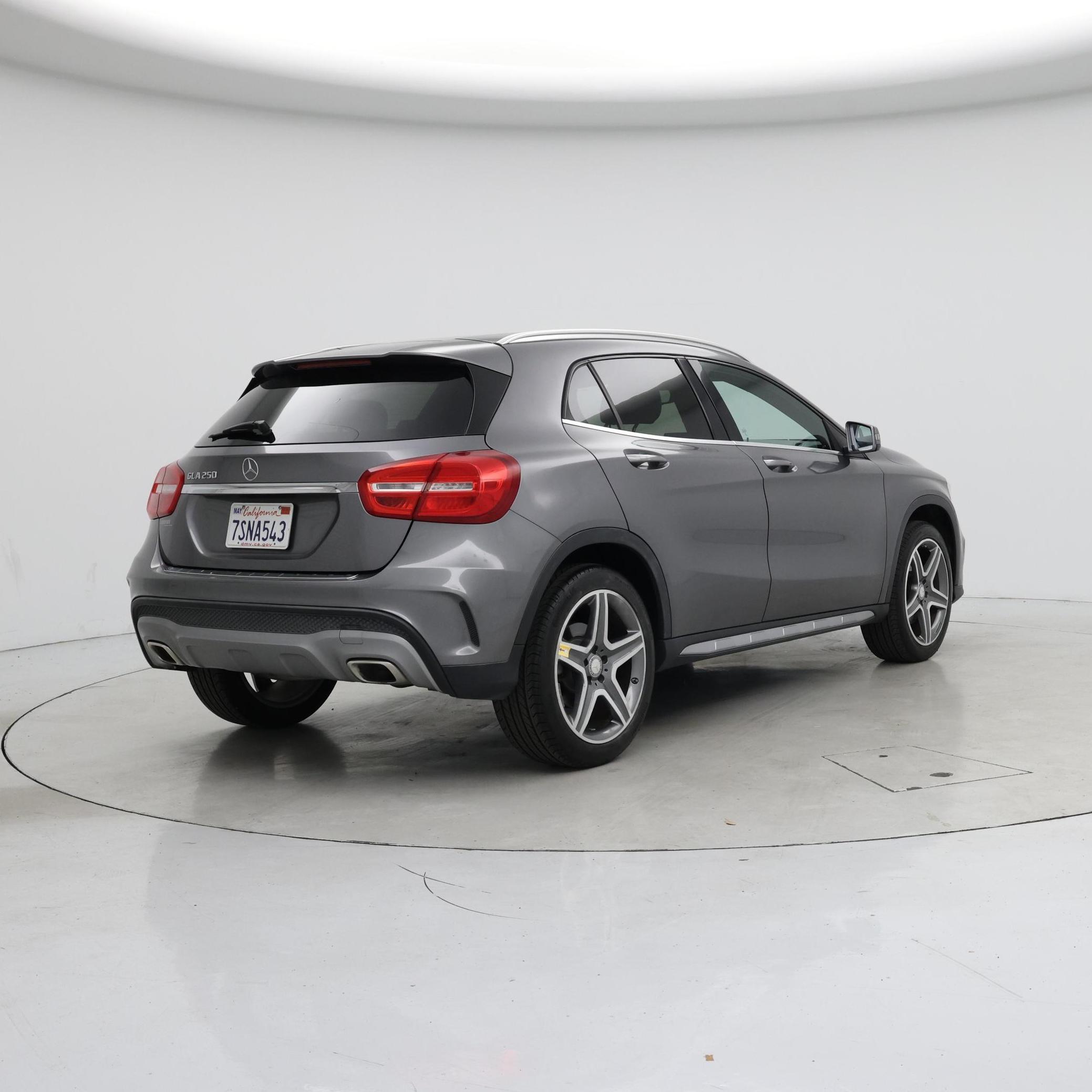 Thumbnail: 2016 Mercedes-Benz GLA - 8