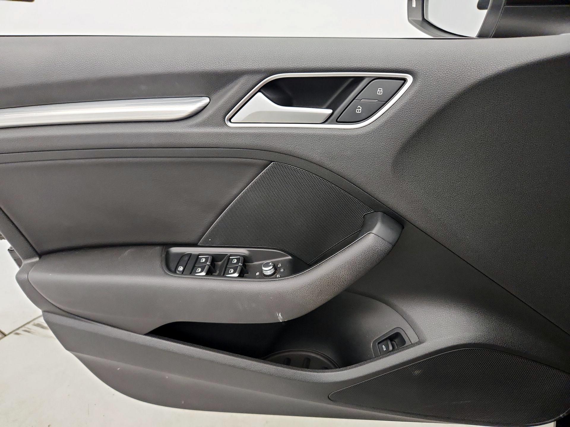 Thumbnail: 2015 Audi A3 - 12
