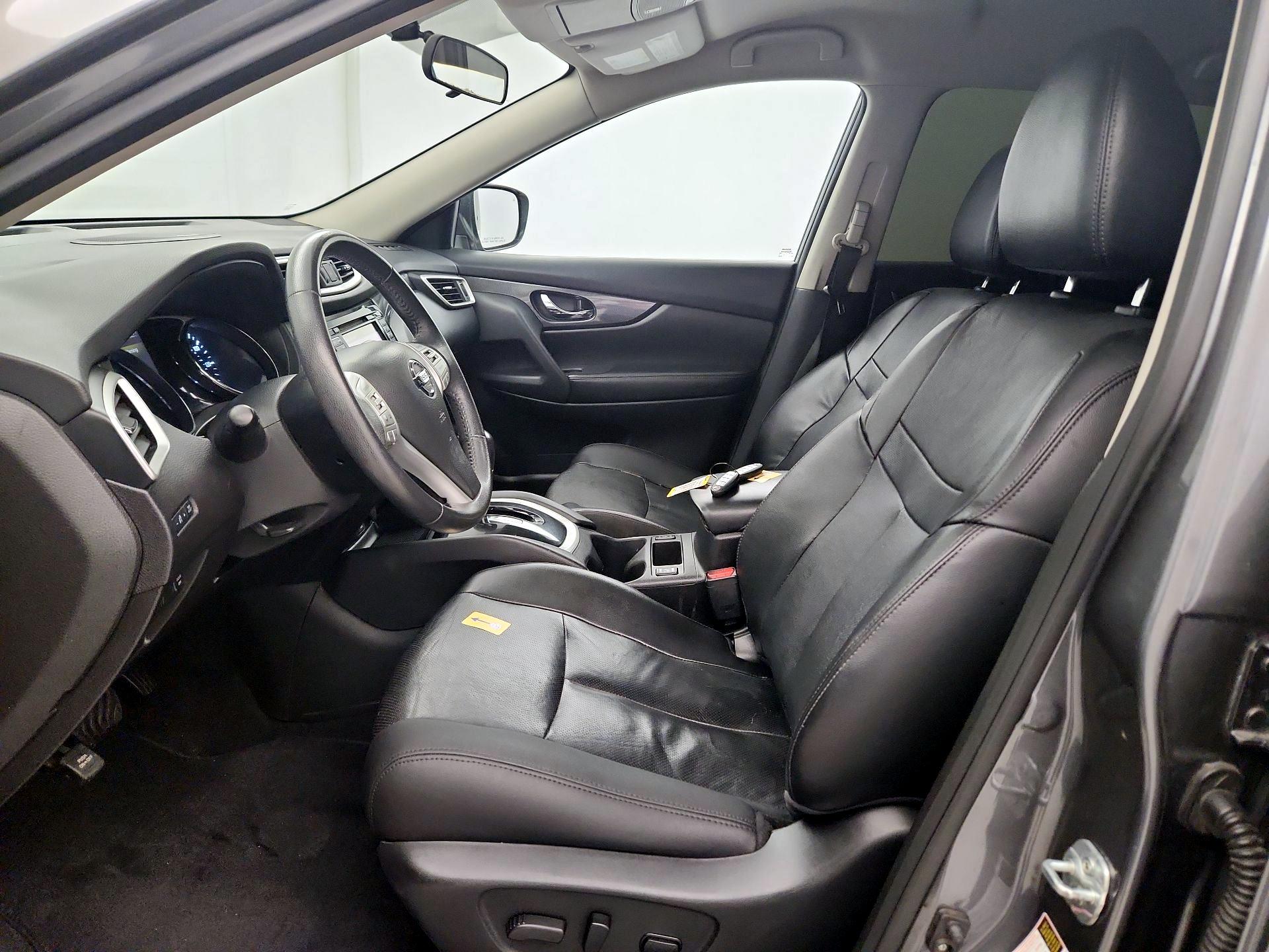 Thumbnail: 2016 Nissan Rogue - 11