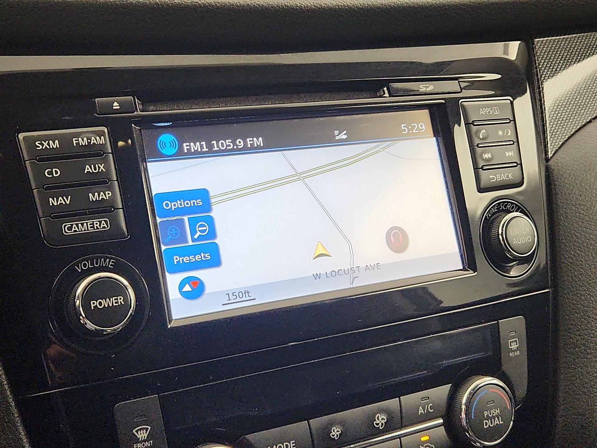 Thumbnail: 2016 Nissan Rogue - 14