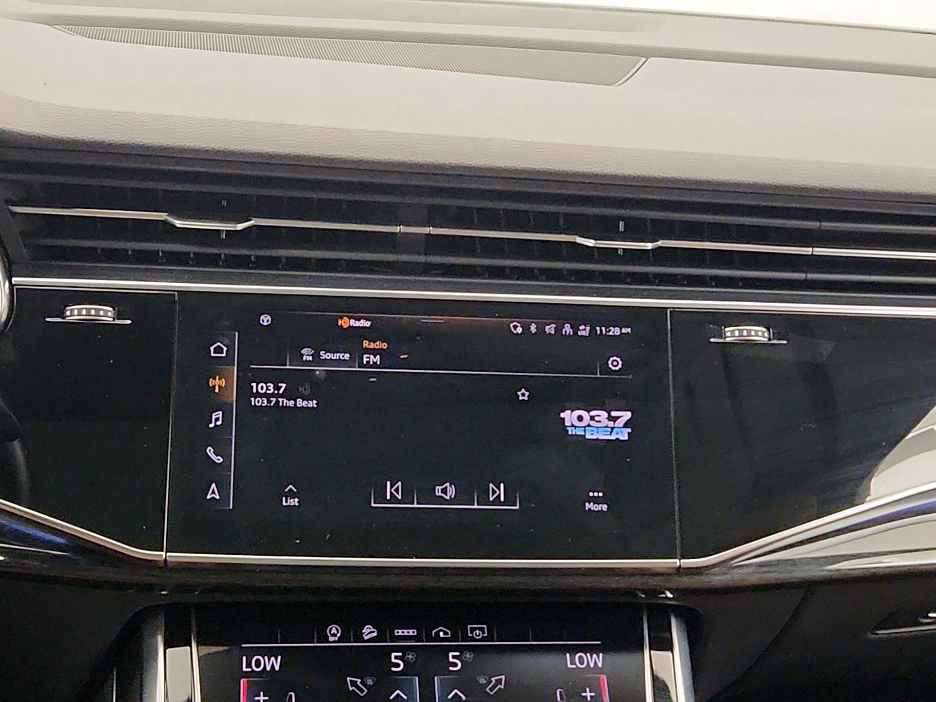 Thumbnail: 2021 Audi Q7 - 16