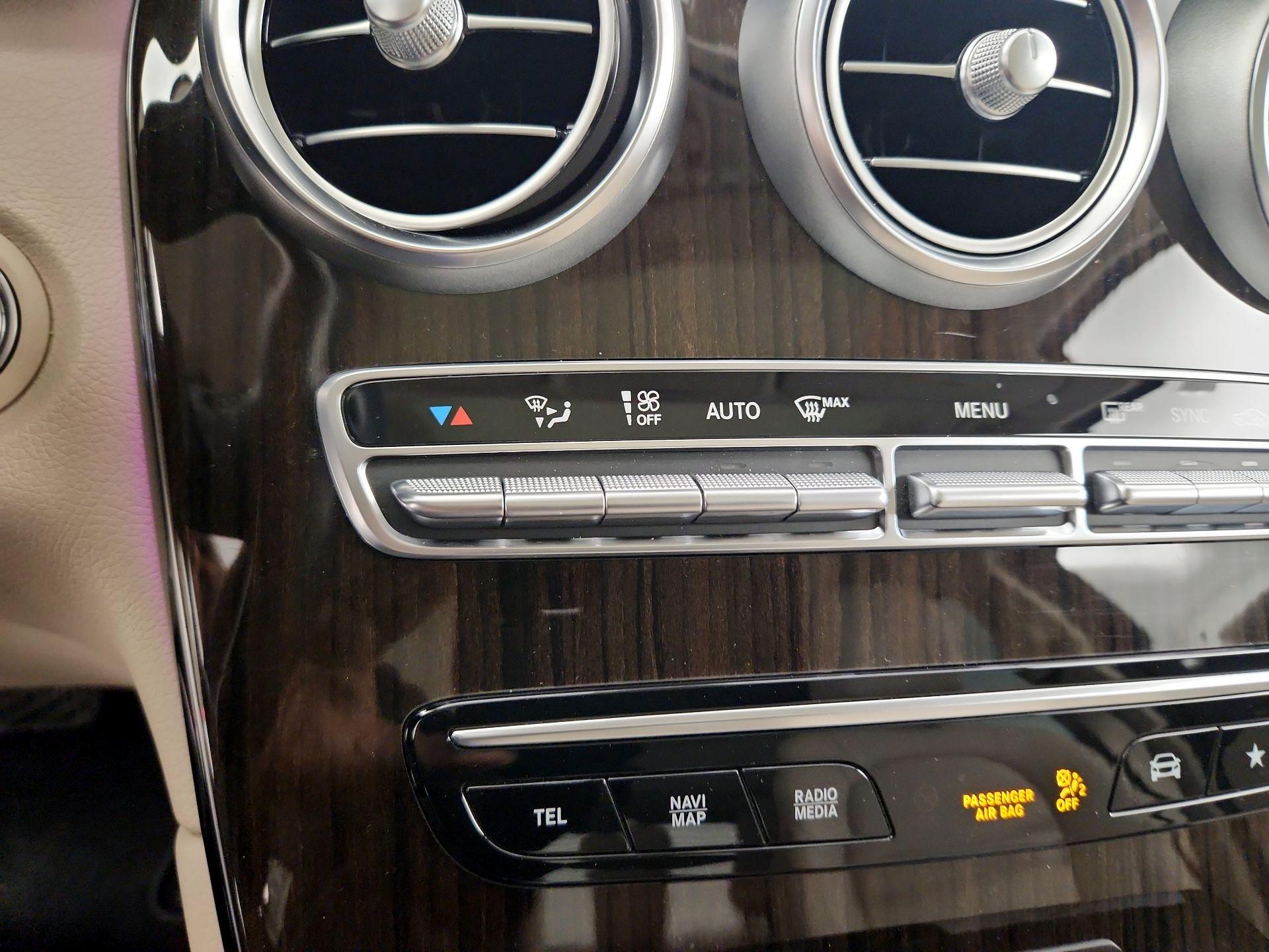 Thumbnail: 2020 Mercedes-Benz GLC - 16